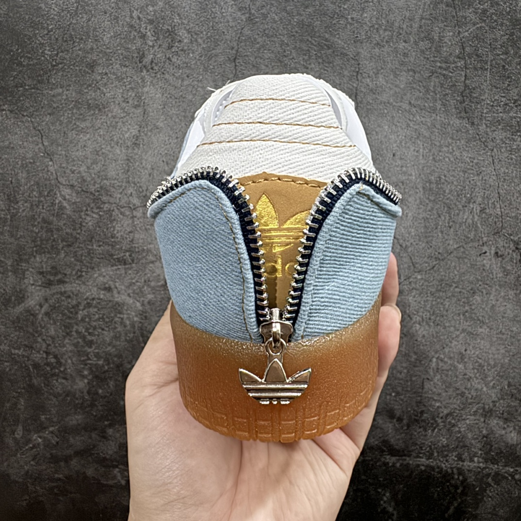 图片[4]-【神版】atmos x adidas originals Samba OGn单宁牛仔破旧风 T头牛仔联名做旧撕边复古风格设计 重塑单宁美学的随性风格n鞋尾的三叶草金属拉链更是画龙点睛之处n生胶加厚大底 增高且舒适 也更加耐磨n全新的设计和创意赋予了 Samba新的视觉效果与穿着体验 官方货号: II0001J 尺码: 35.5 36 36.5 37 38 38.5 39 40 40.5 41 42 42.5 43 44 44.5 45 编码：DZ230250-鞋库