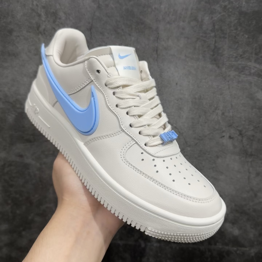 定制版NikeAirForce1Low07xAMBUSH米白蓝大钩原楦头原纸板打造纯正低帮空军版型专注外