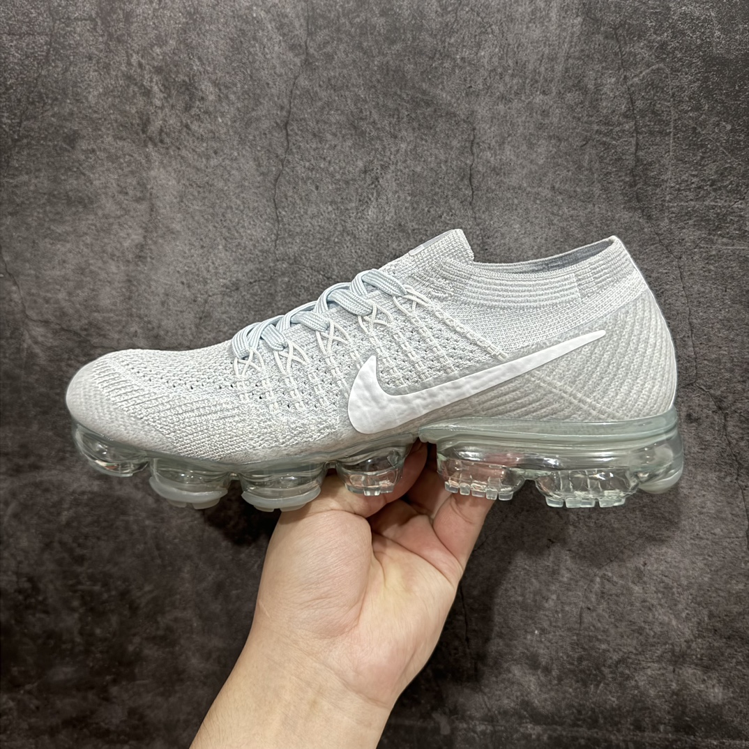 【纯原YH版】Nike Air Vapormax 2024FKn全掌长气垫 缓震跑步鞋n采用传统的Flyknit构造 回收材料制成鞋垫上印有Nike的风车标志n全长VaporMax鞋底单元两侧和外侧前脚掌上的Swoosh标志完善了设计n 货号: 849558 100 尺码: 35 36 36.5 37.5 38 38.5 39 40 40.5 41 42 42.5 43 44 45 46 47.5 编码：C4290310-鞋库