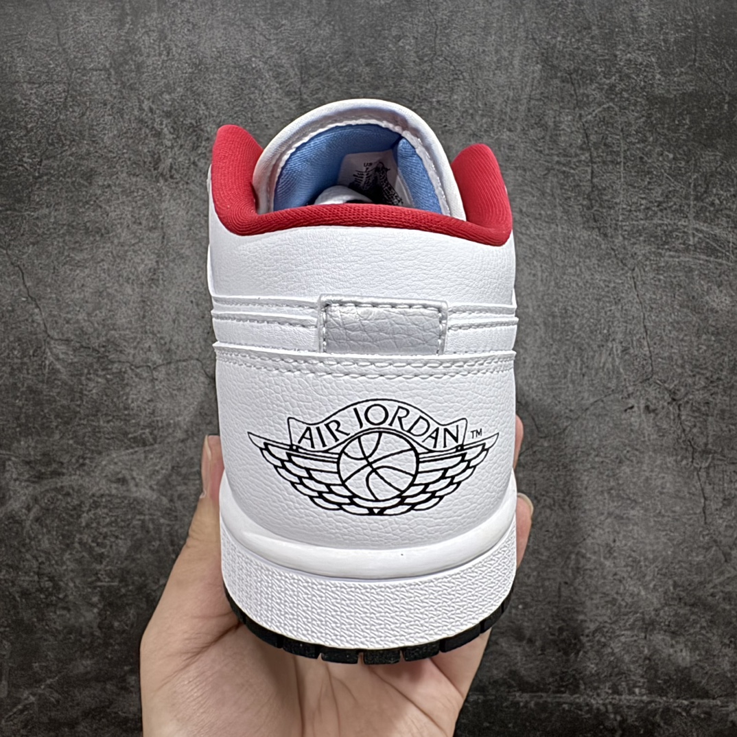 图片[4]-【K版】Air Jordan 1 Low AJ1 乔丹1代低帮白红色 货号：553558-164n同步官方配色 市场唯一独家头层皮打造 原鞋原档案开发原厂皮料 原档冲孔鞋头 正确满胶鞋垫 四线拉帮 原厂织唛标 鞋舌高弹海绵填充。nr 尺码：36 36.5 37.5 38 38.5 39 40 40.5 41 42 42.5 43 44 44.5 45 46 编码：LDS230250-鞋库