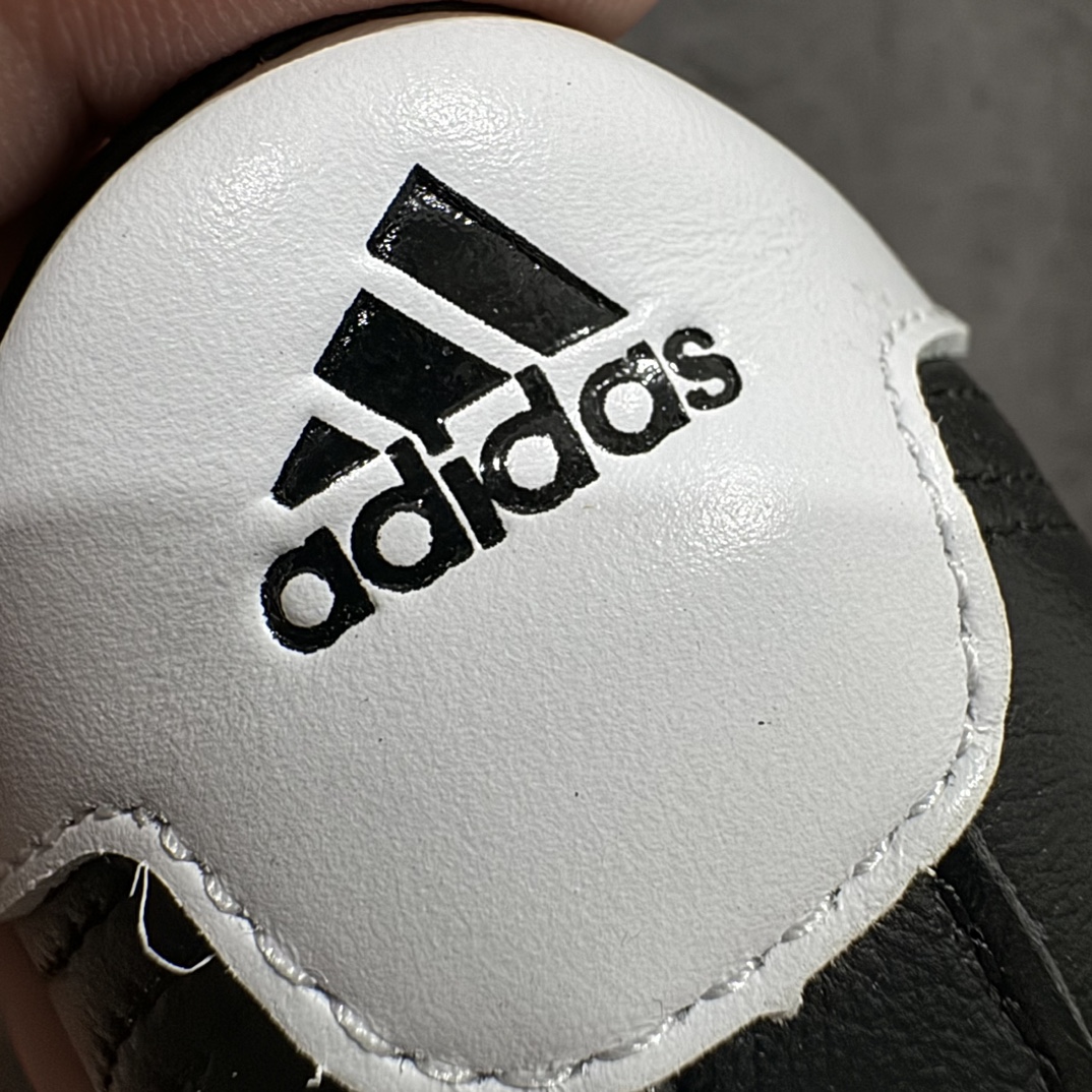 图片[2]-【纯原X版】Adidas Taekwondo 德训鞋 黑白配色 n全网独家头层皮版本区分市面普通货Jennie🇰🇷同款 小红书🍠大爆款nadidas Originals薄底鞋家族 从专业赛场到时尚前沿 开启多元运动美学新篇章 𝙏𝘼𝙀𝙆𝙒𝙊𝙉𝘿𝙊 演绎穿搭的“绝佳利器”深受武术历史影响的简约套入式设计 力求致敬00年代初的风尚 皮质鞋面，柔软高级 搭配经典3D鞋头缝线设计一脚蹬设计穿脱自如 低平橡胶外底助你扎实踩地从容迈步 为小众运动注入现代年轻化审美 鲜明黑白，复古极简 货号 JQ4775 尺码：35 36 36.5 37 38 38.5 39 40 40.5 41 42 42.5 43 44 44.5 45 编码：X10240260-鞋库