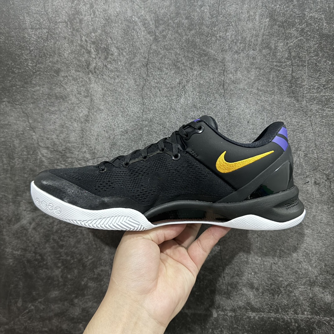 图片[2]-【GX纯原】NK Zoom Kobe Lakers Away 科比8代复刻实战运动低帮文化篮球鞋 黑紫黄 HF9550-001nn完美复刻公司货  React科技鞋垫加持 实战配置直接拉满 原楦纸板开发 鞋身流线型、后跟塑形 区分土肥圆 原厂针织鞋面一针一线匹配原版 全身鞋材卡料色独家定制 唯一万针立体刺绣SWOOSH 真实底模最大50.5 实战利器 专供海外市场 独立原厂模具 首批不拼图大几率过验 亲测已过 支持各种高强度实战 无需担心 补货周期极长 脚宽建议买大半码 科比系列前掌偏窄 支持七天无理由退换  尺码: 40 40.5 41 42 42.5 43 44 44.5 45 46 47.5 48.5 49.5 50.5 编码：SL440470-鞋库