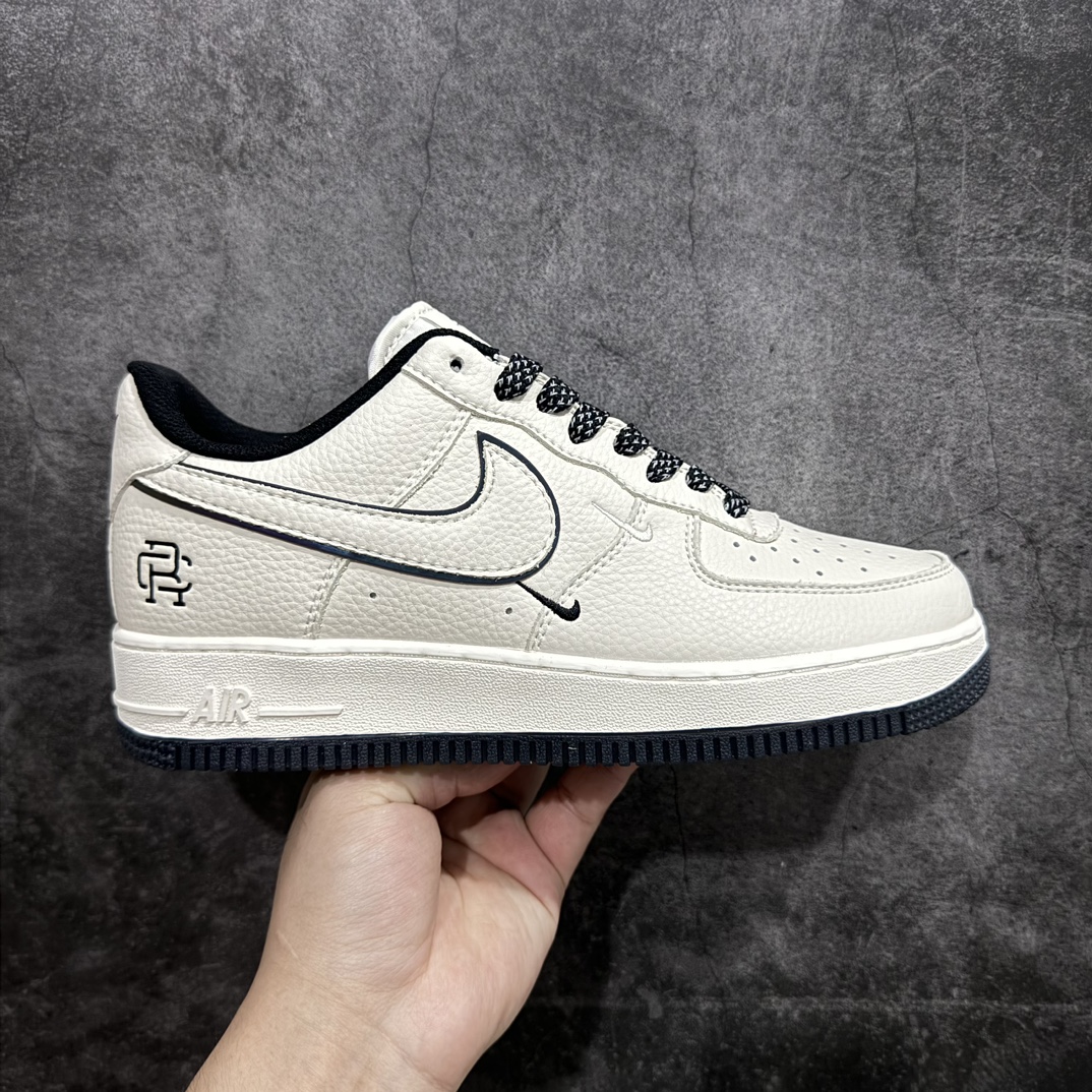 【定制版】Nike Air Force 1 Low 07 x Reigning Champ 米白双钩满天星n原楦头原纸板 打造纯正低帮空军版型 专注外贸渠道 全掌内置蜂窝气垫原盒配件 原厂中底钢印、拉帮完美官方货号：RC2369 171 Size：36 36.5 37.5 38 38.5 39 40 40.5 41 42 42.5 43 44 44.5 45 编码：LF290300-鞋库