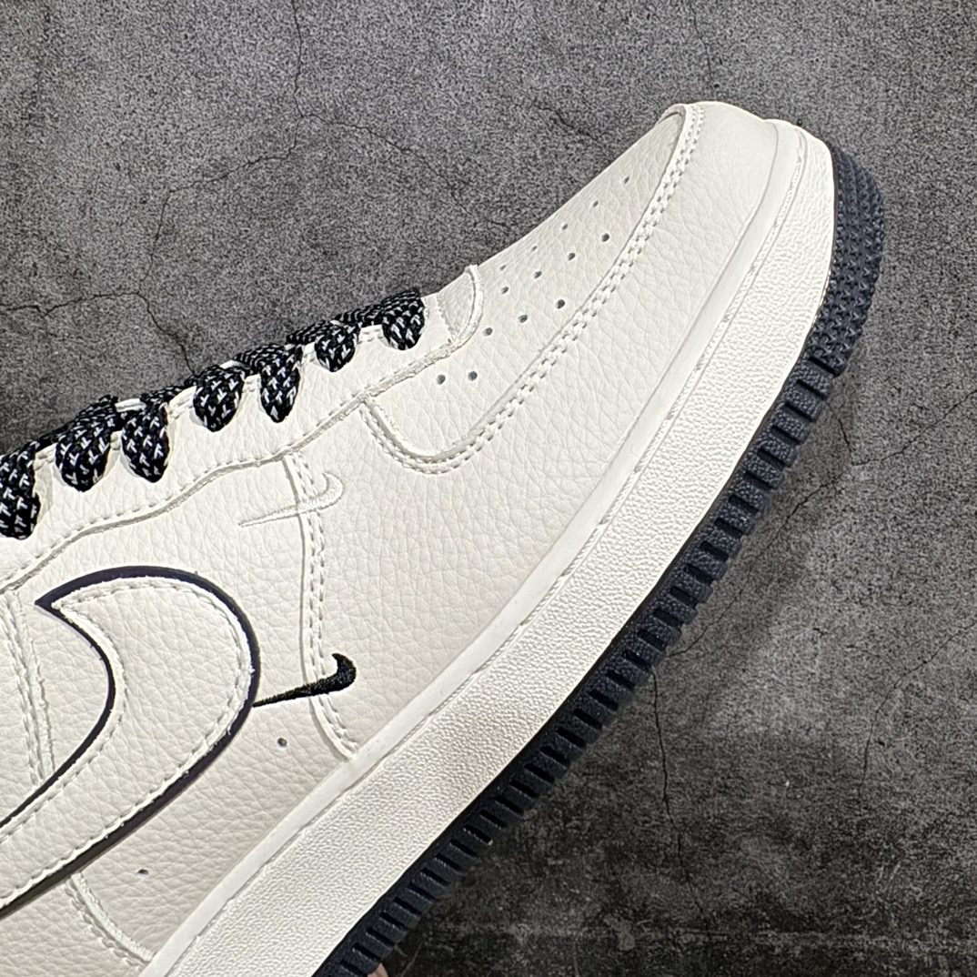 图片[6]-【定制版】Nike Air Force 1 Low 07 x Reigning Champ 米白双钩满天星n原楦头原纸板 打造纯正低帮空军版型 专注外贸渠道 全掌内置蜂窝气垫原盒配件 原厂中底钢印、拉帮完美官方货号：RC2369 171 Size：36 36.5 37.5 38 38.5 39 40 40.5 41 42 42.5 43 44 44.5 45 编码：LF290300-鞋库