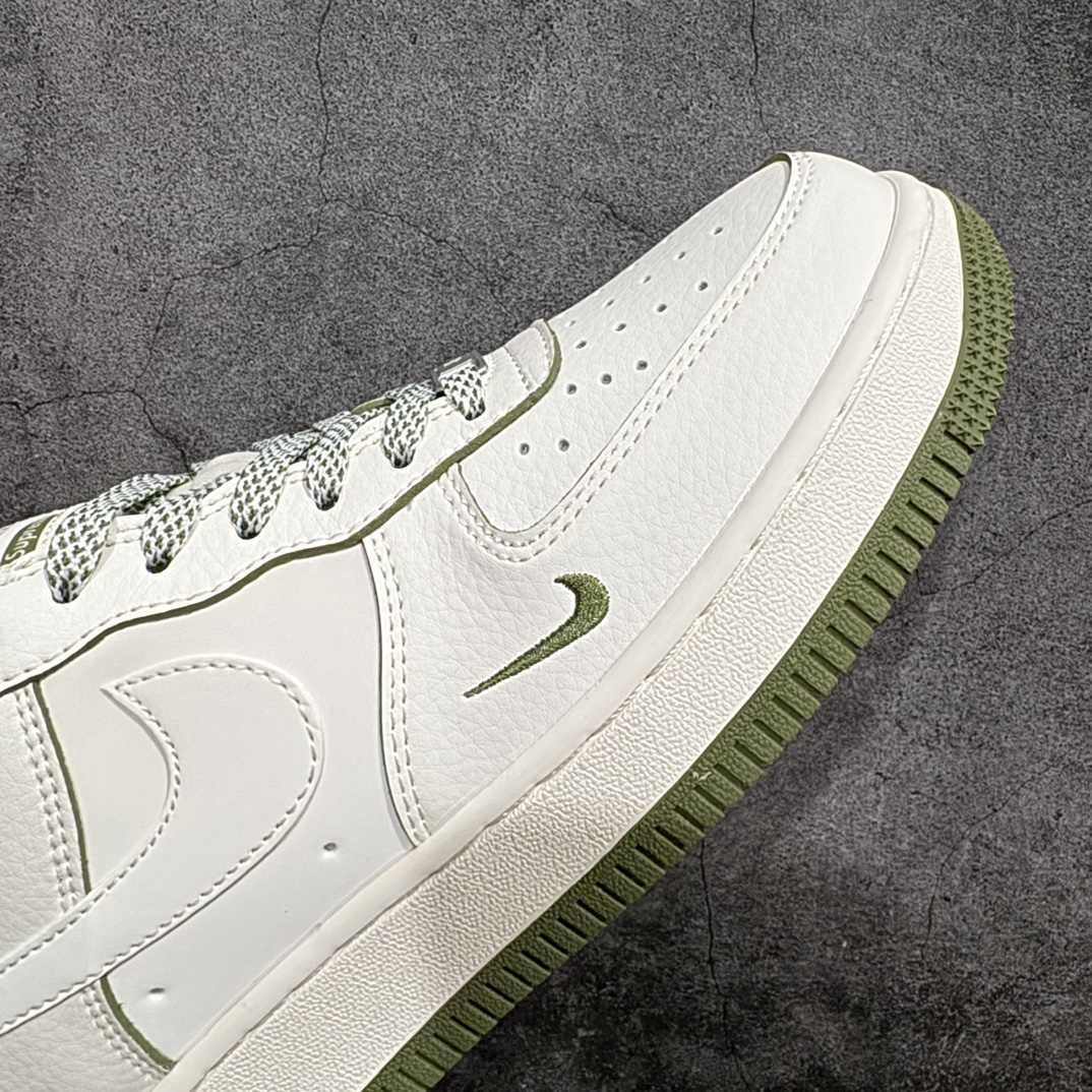 图片[6]-【定制版】Nike Air Force 1 Low 07 x The North Face 白绿小钩满天星n原楦头原纸板 打造纯正低帮空军版型 专注外贸渠道 全掌内置蜂窝气垫原盒配件 原厂中底钢印、拉帮完美官方货号：XZ1996 527 Size：36 36.5 37.5 38 38.5 39 40 40.5 41 42 42.5 43 44 44.5 45 编码：HXS310320-鞋库