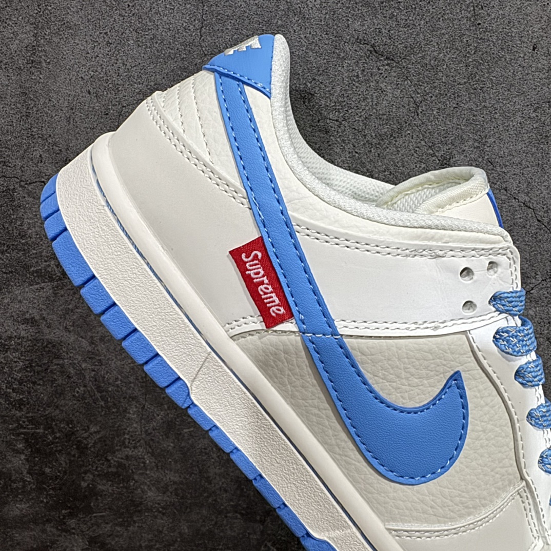 图片[7]-【定制版】Nike SB Dunk Low x Supreme 白蓝满天星n纯原大厂出品 极力推荐n原装头层材料 独家版型蒸餾加工n帶來的是更好的视觉和脚感体验n大厂纯原品质出货 清洁度 电绣工艺皮料切割干净无任何毛边 细节完美 官方货号：DQ1098 369 尺码：36 36.5 37.5 38 38.5 39 40 40.5 41 42 42.5 43 44 44.5 45  编码：HXS260280-鞋库