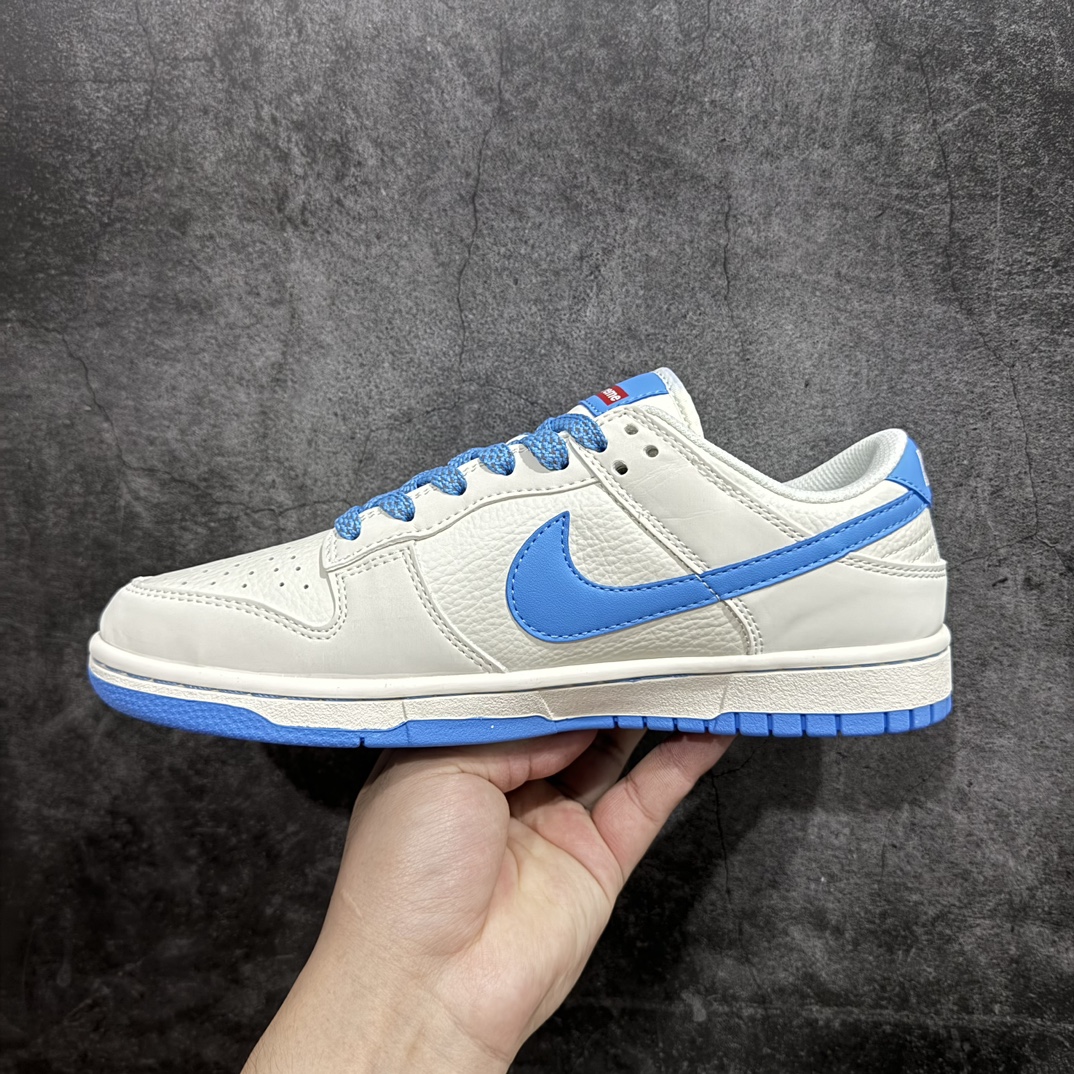 图片[2]-【定制版】Nike SB Dunk Low x Supreme 白蓝满天星n纯原大厂出品 极力推荐n原装头层材料 独家版型蒸餾加工n帶來的是更好的视觉和脚感体验n大厂纯原品质出货 清洁度 电绣工艺皮料切割干净无任何毛边 细节完美 官方货号：DQ1098 369 尺码：36 36.5 37.5 38 38.5 39 40 40.5 41 42 42.5 43 44 44.5 45  编码：HXS260280-鞋库