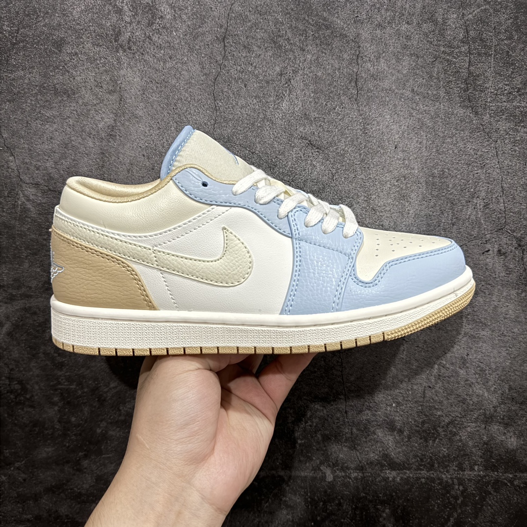 【K版】Air Jordan AJ1 Low 低帮 553558-092全新流水线出品  全部原鞋开发 原楦原纸板开发 全鞋电脑针车 原厂内置全掌气垫 原盒内在原标 唯一Zp原版鞋带绑法 免检产品 全新2022版型 全头层皮料 完美零毛边处理 原厂配置全掌气垫 价格定位良心 几十个配色陆续出货SIZE：36 36.5 37.5 38 38.5 39 40 40.5 41 42 42.5 43 44 44.5 45 46  编码：LDS230250-鞋库