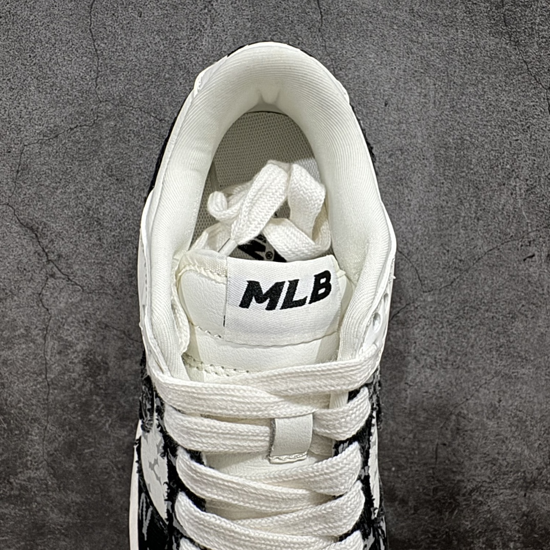 图片[8]-【定制版】Nike SB Dunk Low x MLB 白黑牛仔印花n纯原大厂出品 极力推荐n原装头层材料 独家版型蒸餾加工n帶來的是更好的视觉和脚感体验n大厂纯原品质出货 清洁度 电绣工艺皮料切割干净无任何毛边 细节完美 官方货号：DQ1098 343 尺码：36 36.5 37.5 38 38.5 39 40 40.5 41 42 42.5 43 44 44.5 45  编码：HXS260280-鞋库