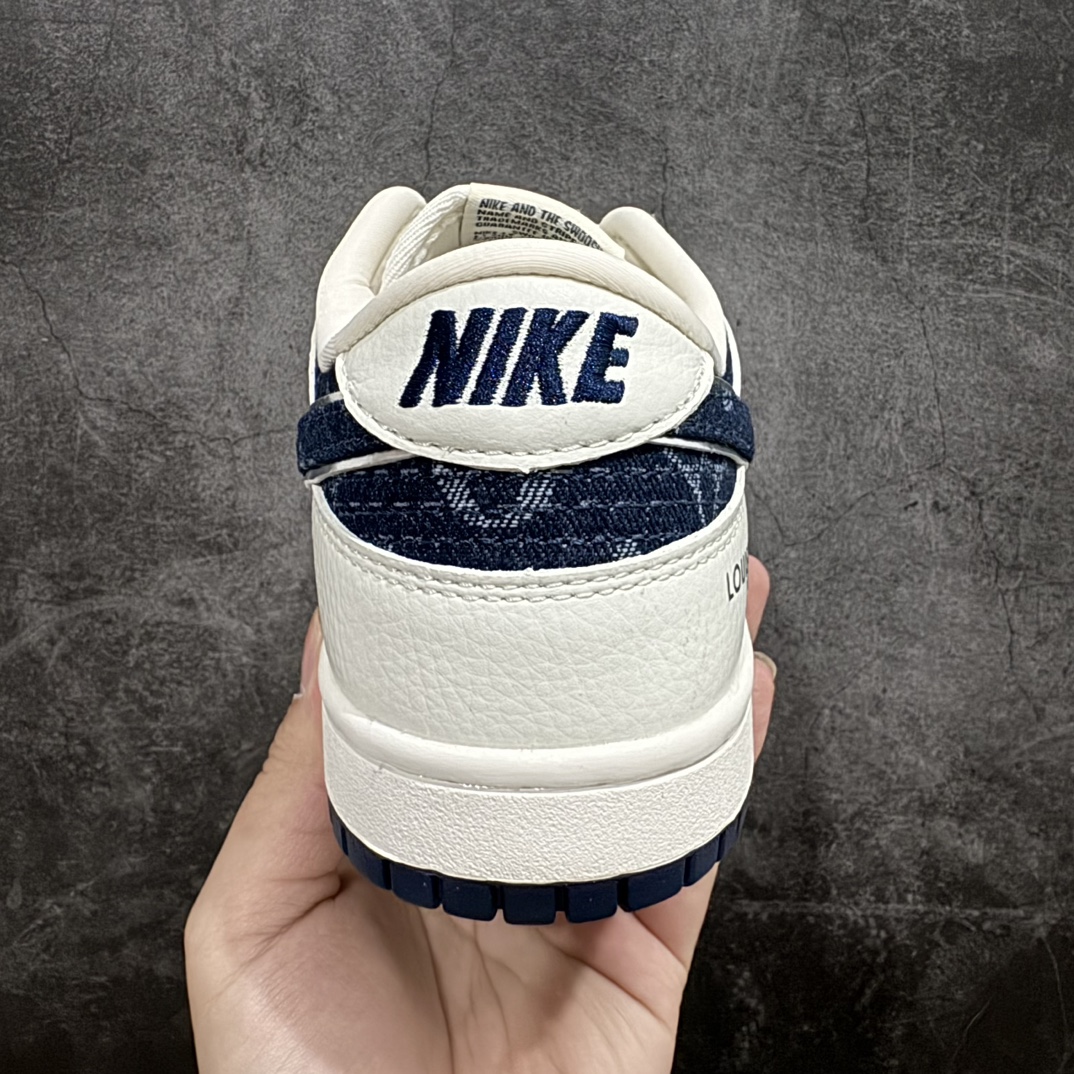 图片[4]-【定制版】Nike SB Dunk Low x Louis Vuitton 白牛仔蓝n纯原大厂出品 极力推荐👏n原装头层材料 独家版型蒸餾加工n帶來的是更好的视觉和脚感体验n大厂纯原品质出货 清洁度 电绣工艺皮料切割干净无任何毛边 细节完美 官方货号：XB3802 360 尺码：36 36.5 37.5 38 38.5 39 40 40.5 41 42 42.5 43 44 44.5 45 编码：HXS320340-鞋库