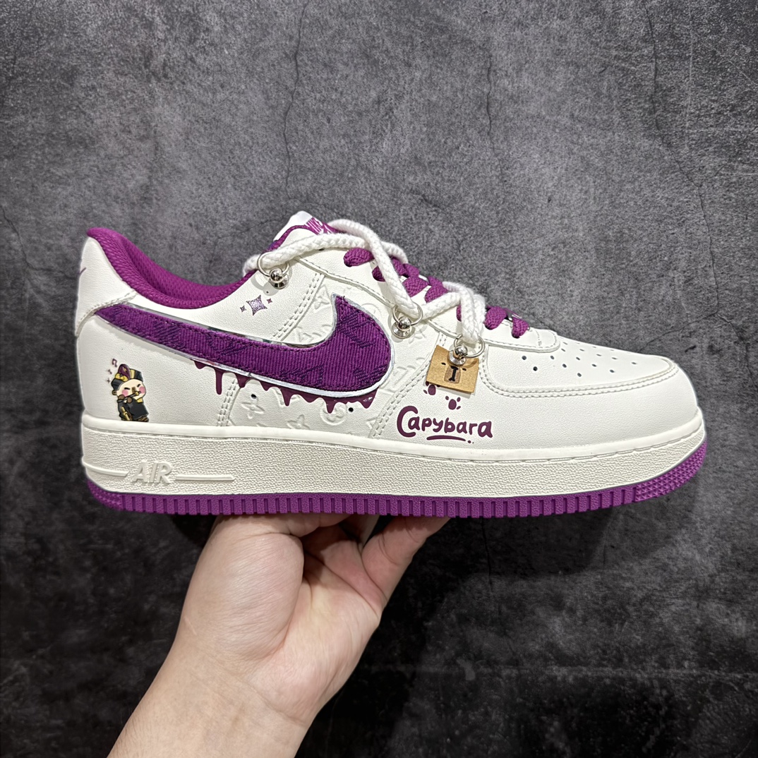 【公司级】Nike Air Force 1 Low 07 x Louis Vuitton 涂鸦白紫绑带n原楦头原纸板 打造纯正低帮空军版型 专注外贸渠道 全掌内置蜂窝气垫原盒配件 原厂中底钢印、拉帮完美官方货号：LV0506 660 Size：36 36.5 37.5 38 38.5 39 40 40.5 41 42 42.5 43 44 44.5 45 编码：HXS310320-鞋库