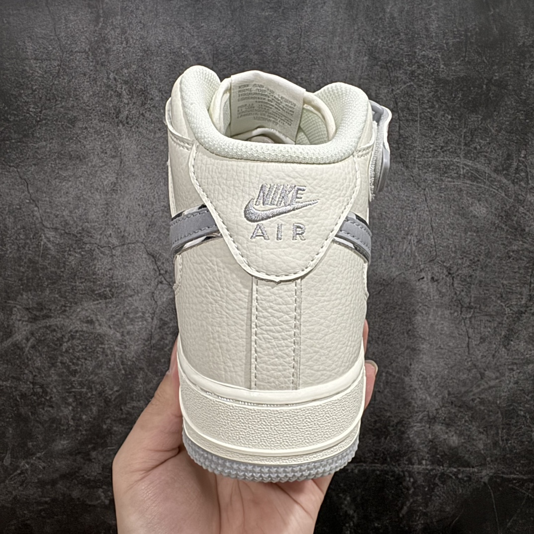 图片[4]-【公司级】Nike Air Force 1 Mid 07 米银满天星n原楦头原纸板 打造纯正中帮空军版型 专注外贸渠道 全掌内置蜂窝气垫原盒配件 原厂中底钢印、拉帮完美官方货号：XL0236 232 Size：36 36.5 37.5 38 38.5 39 40 40.5 41 42 42.5 43 44 44.5 45 编码：HXS310320-鞋库