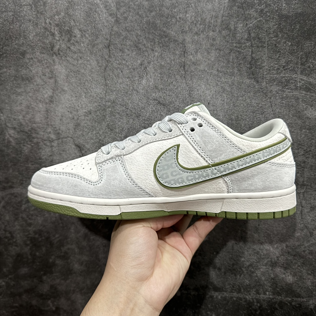 图片[2]-【定制版】Nike SB Dunk Low x CDG x The North Face 白绿n纯原大厂出品 极力推荐n原装头层材料 独家版型蒸餾加工n帶來的是更好的视觉和脚感体验n大厂纯原品质出货 清洁度 电绣工艺皮料切割干净无任何毛边 细节完美 官方货号：DQ1098 397 尺码：36 36.5 37.5 38 38.5 39 40 40.5 41 42 42.5 43 44 44.5 45  编码：HXS340360-鞋库