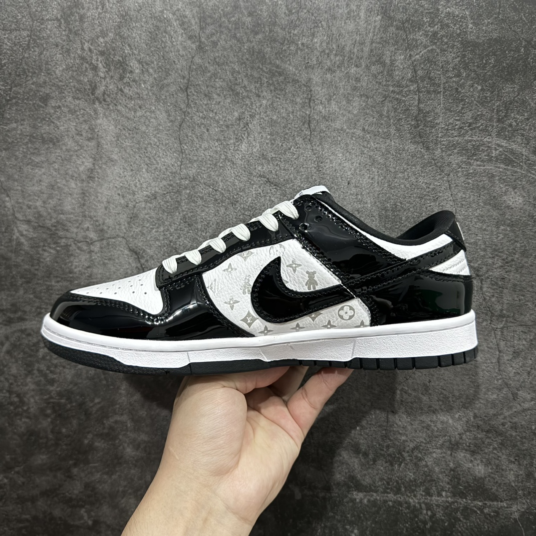 定制版 Nk SB Dunk Low LV联名-漆皮黑勾印花 周年高端定制 低帮休闲板鞋 DQ1098-358