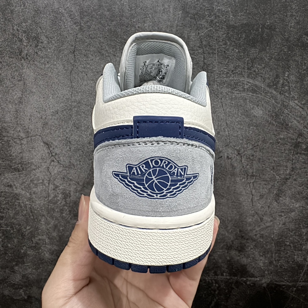 图片[4]-【定制版】Nike Jordan Air Jordan 1 五道杠联名n纯原大厂出品 极力推荐n定制鞋盒 大厂纯原品质出货超高清洁度 皮料切割干净无任何毛边 细节完美官方货号：XX2404 004331133nSize: 36 36.5 37.5 38 38.5 39 40 40.5 41 42 42.5 43 44 44.5 45 编码：CC280300n-鞋库