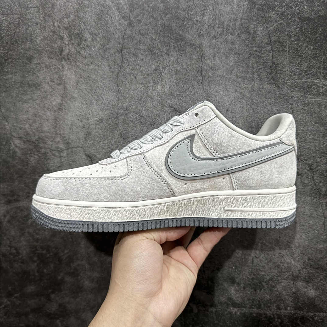 图片[2]-【公司级】Nike Air Force 1 Low 07 x CDG x The North Face 白灰n原楦头原纸板 打造纯正低帮空军版型 专注外贸渠道 全掌内置蜂窝气垫原盒配件 原厂中底钢印、拉帮完美官方货号：HD1968 016 Size：36 36.5 37.5 38 38.5 39 40 40.5 41 42 42.5 43 44 44.5 45 编码：HXS250260-鞋库