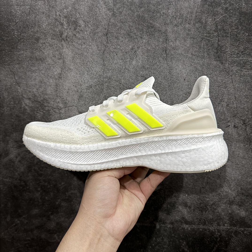 图片[2]-【RS纯原】高端外贸订单Ultra Boost UB5/10.0巴斯夫跑步鞋 ID8843n真材实料 毋庸置疑 市场最顶版本 专供外贸 最大做到48码nPrimeknit+鞋面n前掌Linear Energy Pushn全掌boost巴斯夫中底nCONTINENTAL马牌橡胶大底nSTRETCHWEB橡胶外底 尺码36-40（含真半码） 编码：XN270290-鞋库