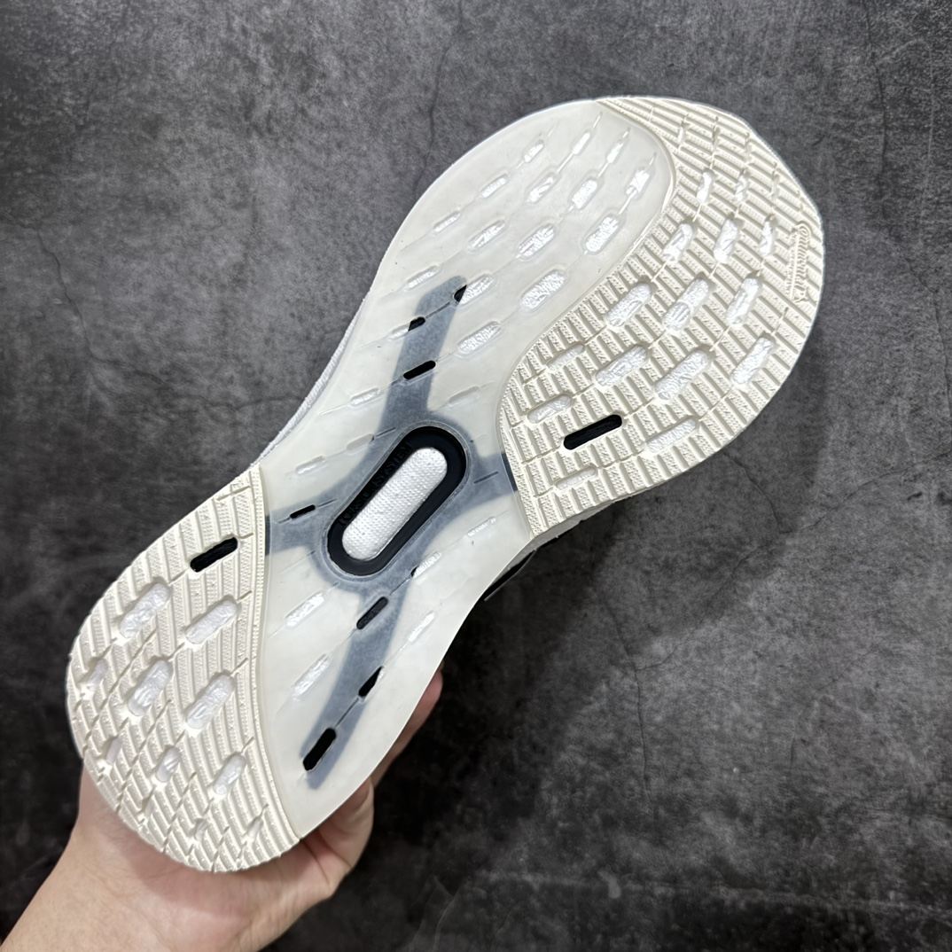 图片[9]-【RS纯原】高端外贸订单Ultra Boost UB5/10.0巴斯夫跑步鞋 IF1480n真材实料 毋庸置疑 市场最顶版本 专供外贸 最大做到48码nPrimeknit+鞋面n前掌Linear Energy Pushn全掌boost巴斯夫中底nCONTINENTAL马牌橡胶大底nSTRETCHWEB橡胶外底 尺码36-48（含真半码） 编码：XN270290-鞋库