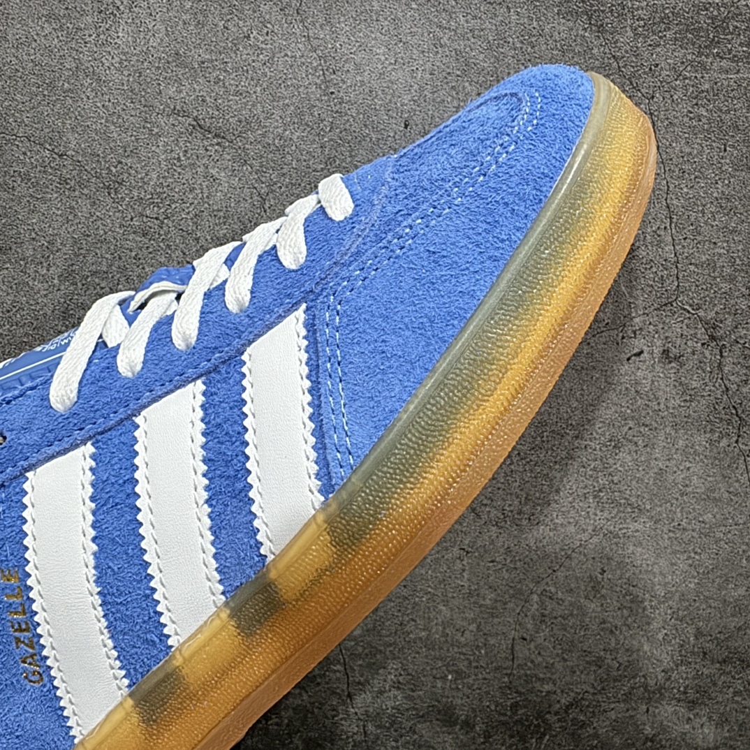 图片[6]-【XF跑量版】AD Original Gazelle Indoor Trainers 瞪羚室内鞋系列低帮复古百搭休闲运动德训风板鞋 HQ8717nn同价位中品质最佳 最优选择版本n原厂翻毛皮料 翻毛效果 卡色与原版无差别n正确半透大底  大底厚度质感比市面好很多n完美版型 实拍可感受 随意对比可匹敌任何价位品质 全套原纸板楦头开发 每道工序同步公司流程 确保原汁原味n中底原厂特供纳米纤维板 区别市面劣质纸板中底原厂海玻璃鞋垫 中置乳胶足弓支撑垫 正确3/2横条宽版背胶一比一鞋头弧度高度鞋身弧度 烫金亮度高频深浅同步原鞋n 原厂港宝加持定型后跟R度完美 原厂高频磨具加持 Logo字体 凹凸明显 轮廓分明 描漆定位精准 三道杠为尖角45°锯齿状 高频立体感很强 区别圆形锯齿 已最大程度还原公司 欢迎对比SIZE：35.5 36 36.5 37 38 38.5 39 40 40.5 41 42 42.5 43 44 44.5 45 编码：NMXF200220-鞋库