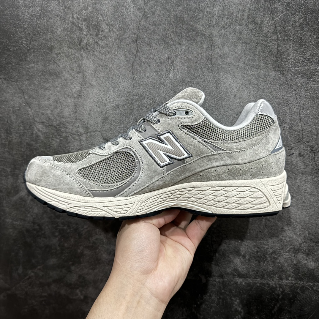 图片[2]-【纯原c版】NB New Balance ML2002RC 经典元祖灰nn 全新版本出货 首个配色n新配色陆续开发出货 品质很好  价格实惠n 全套原楦原纸板原厂数据开发 原厂网纱 原装进口皮料 正确绒感卡色 正确中底拉帮中底网布细节 一比一手工擦旧效果 冲裁组合 匠心打造 耗时两个月开发完成 工艺极其复杂难度可想而知 新开独立私模大底 全网唯一正确做旧组合大底 高端零售专供产物  尺码：36 37 37.5 38 38.5 39.5 40 40.5 41.5 42 42.5 43 44 44.5 45 45.5 46.5 编码：JP270290-鞋库