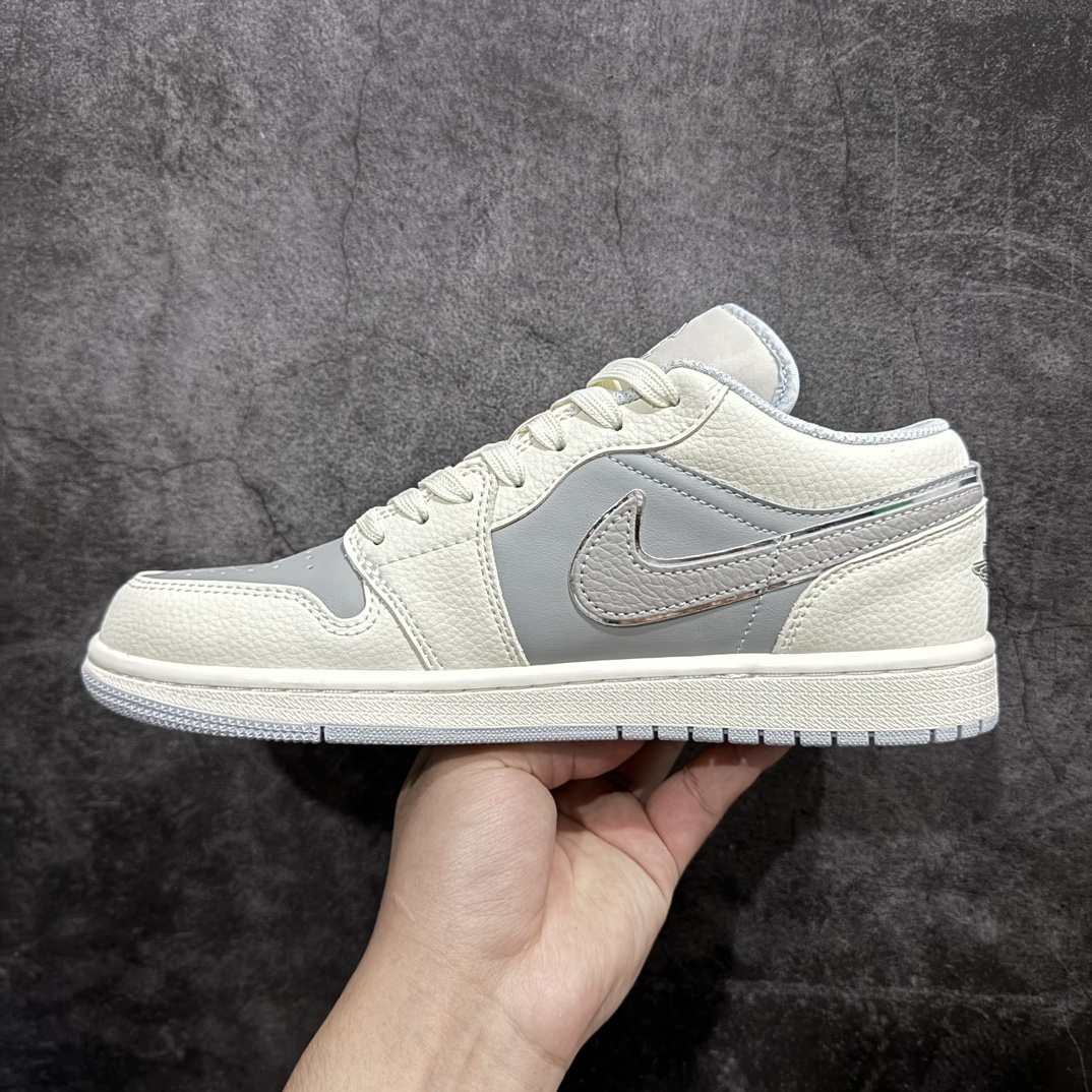 图片[2]-【定制版】Air Jordan 1 Low AJ1 乔1 冠希联名-米白银边灰 高端定制 低帮复古篮球鞋 DC2024-024rn#定制鞋盒 大厂纯原品质出货 超高清洁度 皮料切割干净无任何毛边 细节完美 r 尺码：36 36.5 37.5 38 38.5 39 40 40.5 41 42 42.5 43 44 44.5 45 编码：HXS320340-鞋库