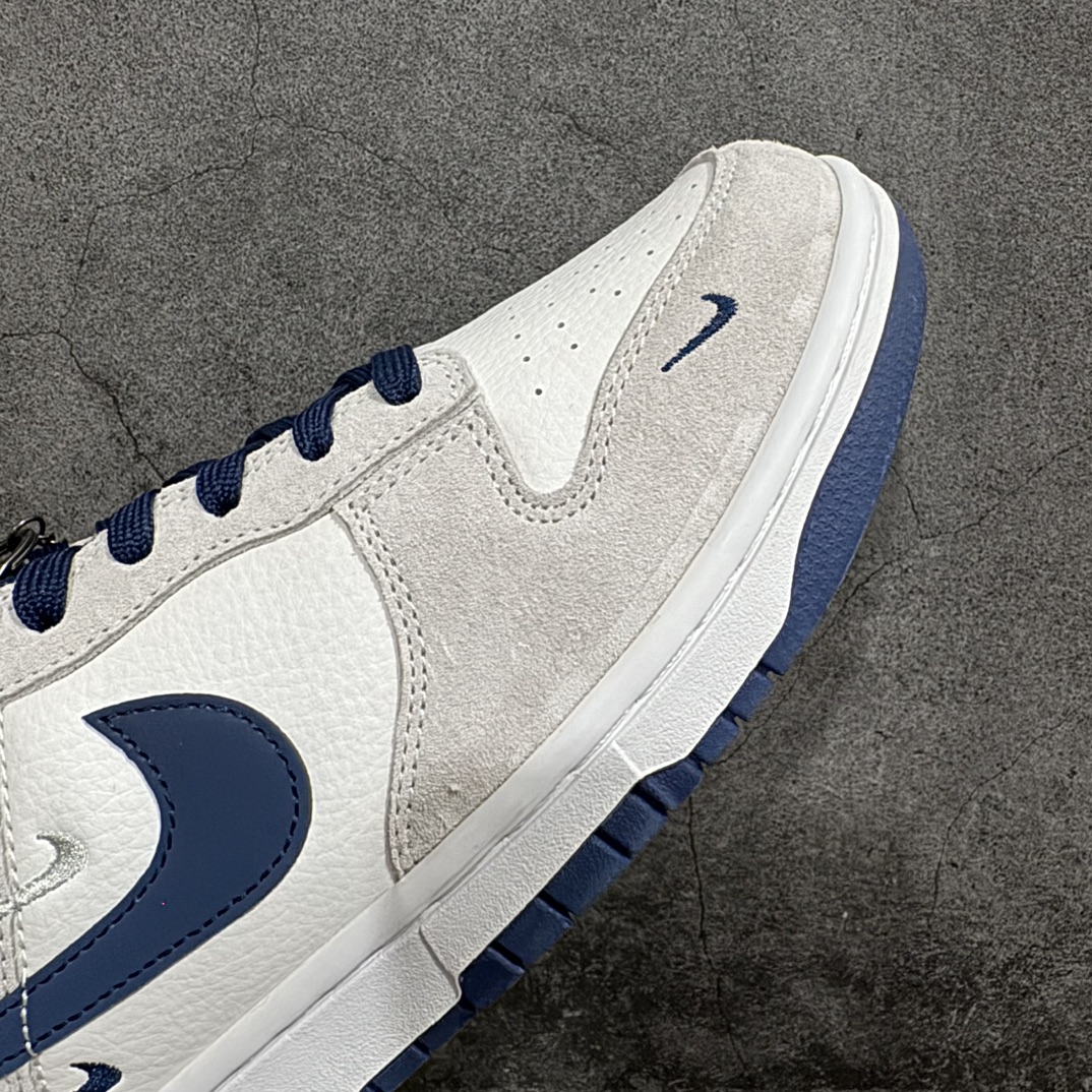 图片[6]-【定制版】Nike SB Dunk Low x Stussy 白灰蓝三小钩n纯原大厂出品 极力推荐👏n原装头层材料 独家版型蒸餾加工n帶來的是更好的视觉和脚感体验n大厂纯原品质出货 清洁度 电绣工艺皮料切割干净无任何毛边 细节完美 官方货号：KK1888 003 尺码：36 36.5 37.5 38 38.5 39 40 40.5 41 42 42.5 43 44 44.5 45 编码：HXS320340-鞋库