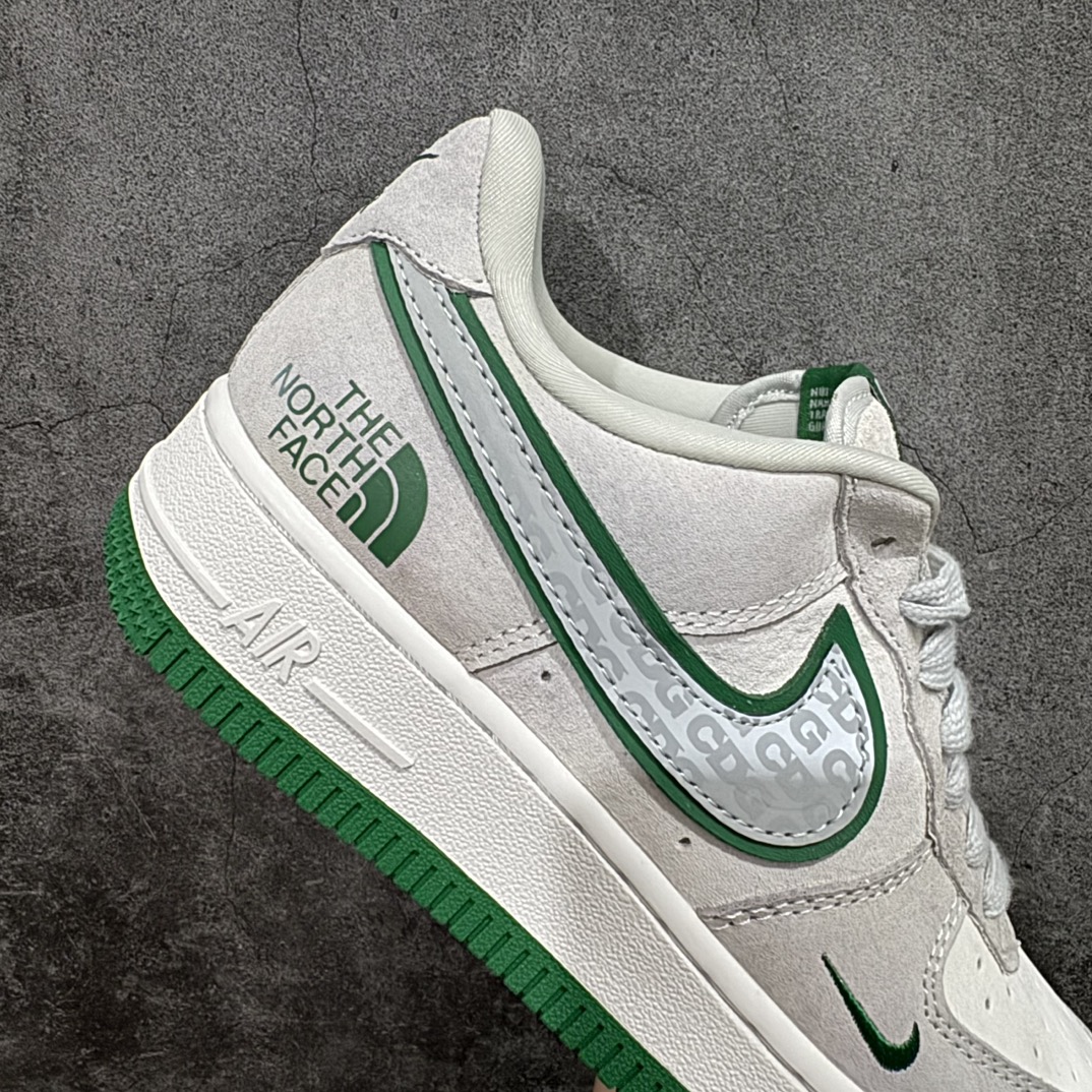 图片[7]-【公司级】Nike Air Force 1 Low 07 x CDG x The North Face 白绿n原楦头原纸板 打造纯正低帮空军版型 专注外贸渠道 全掌内置蜂窝气垫原盒配件 原厂中底钢印、拉帮完美官方货号：HD1968 021 Size：36 36.5 37.5 38 38.5 39 40 40.5 41 42 42.5 43 44 44.5 45 编码：HXS250260-鞋库