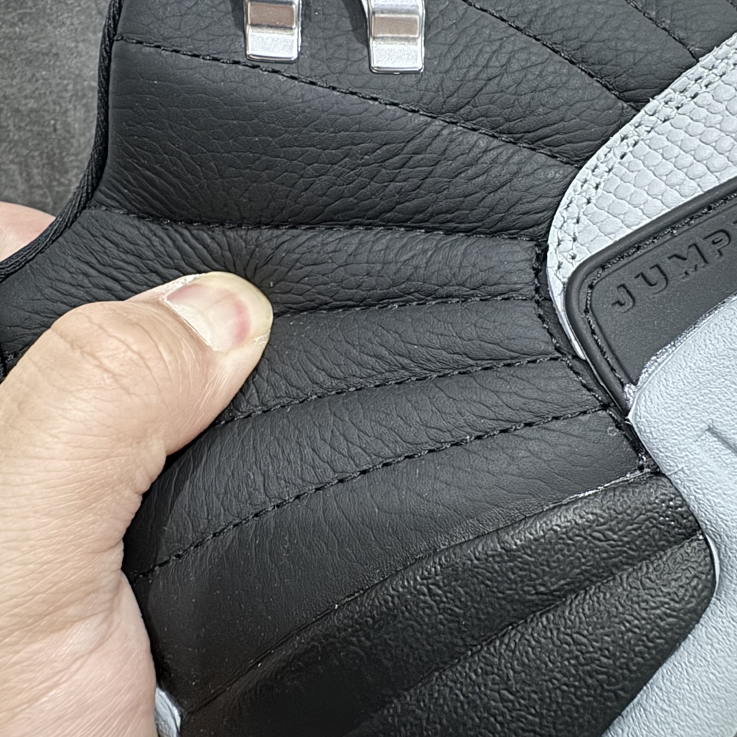 图片[2]-【外贸纯原】Air Jordan 12 \”Wolf Grey\” AJ12 乔12黑灰色 CT8013-010rnAJ大厂出品 原厂楦头纸板原厂皮料打造 高等级碳板r 尺码：40 40.5 41 42 42.5 43 44 44.5 45 46 47.5  编码：777450480-鞋库