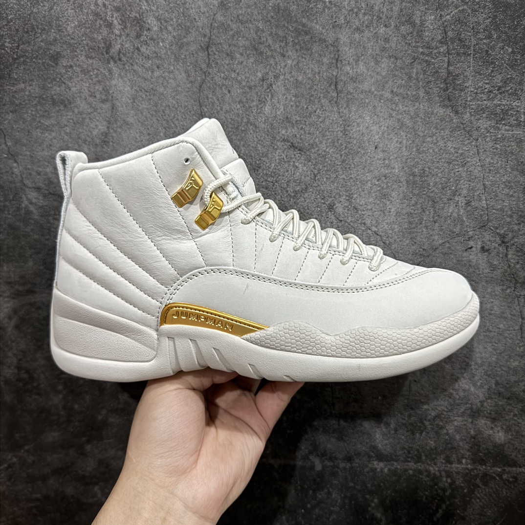 【XP纯原】顶级Air Jordan AJ12 WMNS PHANTOM 幻影白麂皮 货号：FD9101-007nn原楦原纸板开发 原汁原味12代鞋型进口原厂皮料 原厂麂皮材质 质感满分n原厂碳板 原装材料 原厂定制金属扣 原厂电绣 支持与公司货全方位对比 只服务于5%懂鞋的高端客户 发国外可支持各种retail商店充正寄售 SIZE：40 40.5 41 42 42.5 43 44 44.5 45 45.5 46 47.5 编码：XP500520-鞋库