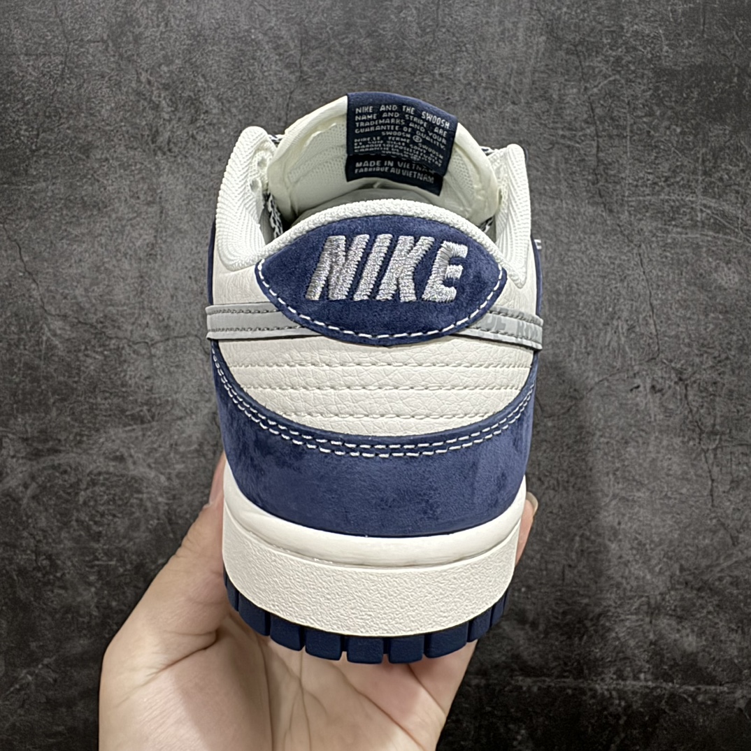 图片[4]-【定制版】Nike SB Dunk Low x BAPE 白蓝双小钩满天星n纯原大厂出品 极力推荐👏n原装头层材料 独家版型蒸餾加工n帶來的是更好的视觉和脚感体验n大厂纯原品质出货 清洁度 电绣工艺皮料切割干净无任何毛边 细节完美 官方货号：XY1688 008 尺码：36 36.5 37.5 38 38.5 39 40 40.5 41 42 42.5 43 44 44.5 45 编码：HXS320340-鞋库