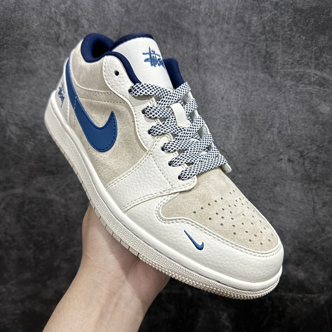 图片[3]-【定制版】Air Jordan 1 Low x Stussy 斯图西联名-米浅咖 高端定制 低帮复古篮球鞋 SJ9950-027rn#定制鞋盒 大厂纯原品质出货 超高清洁度 皮料切割干净无任何毛边 细节完美 r 尺码：36 36.5 37.5 38 38.5 39 40 40.5 41 42 42.5 43 44 44.5 45  编码：XS320340-鞋库