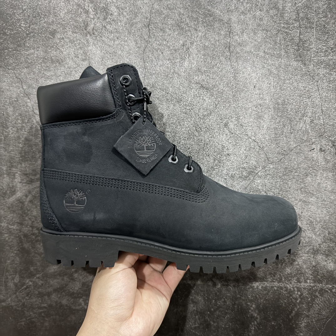 【X1顶级纯原】一比一原版开发版本添柏岚 Timberland 踢不烂/经典款黑色高帮【女款六孔 型号8658A  男款七孔 型号10073W】n某物渠道版 珠海代工厂生产 某宝香港代购统一渠道发货订单 某物一致品质 无需强调华丽文案 只需简单介绍用料 原单正品工艺解析 进口防水磨砂牛皮 紫光Logo防伪标识 精准电脑车线 四线并齐工艺 一万次横折动态防水 一体成型注塑工艺（⚠️区别冷粘一体成型版本）橡胶防滑大底耐造耐磨 全真牛皮领口/内里/鞋垫 配备抗疲劳减震蜂窝鞋垫 舒适性极高 平常生活实用性极高 经典简单易搭配 刮风下雨打雷防电防水抗寒保温必备 全套装柜包装配件Size： 35 36 37 37.5 38 38.5 39 39.5 40 41 41.5 42 43 43.5 44 44.5 45 正品官网一致尺码 编码：HH390410-鞋库