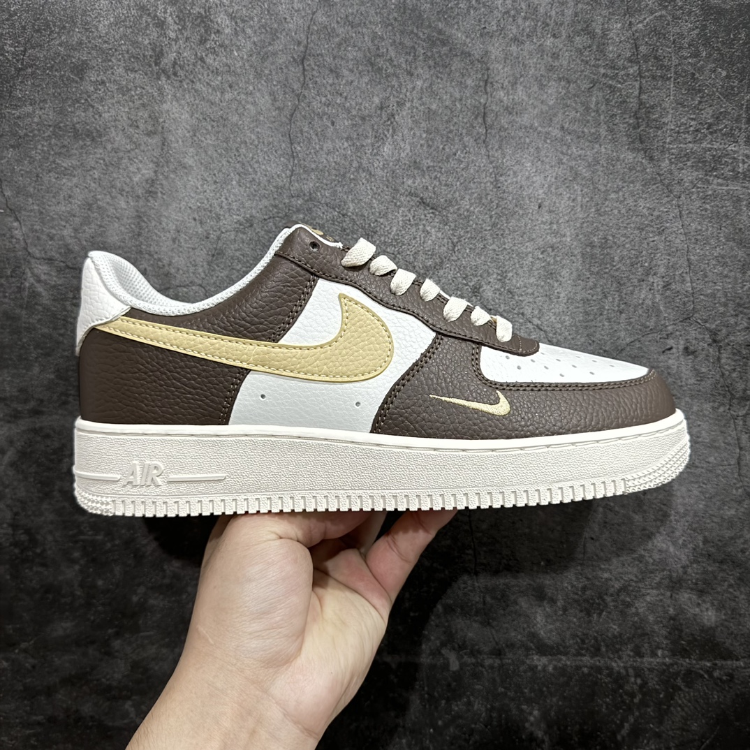 【定制版】Nike Air Force 1 Low 07 白棕绿 原楦头原纸板 打造纯正低帮空军版型专注外贸渠道 全掌内置蜂窝气垫  原盒配件 原厂中底钢印、拉帮完美货号：HM9656-001 Size：36 36.5 37.5 38 38.5 39 40 40.5 41 42 42.5 43 44 44.5 45 编码：LF250260-鞋库