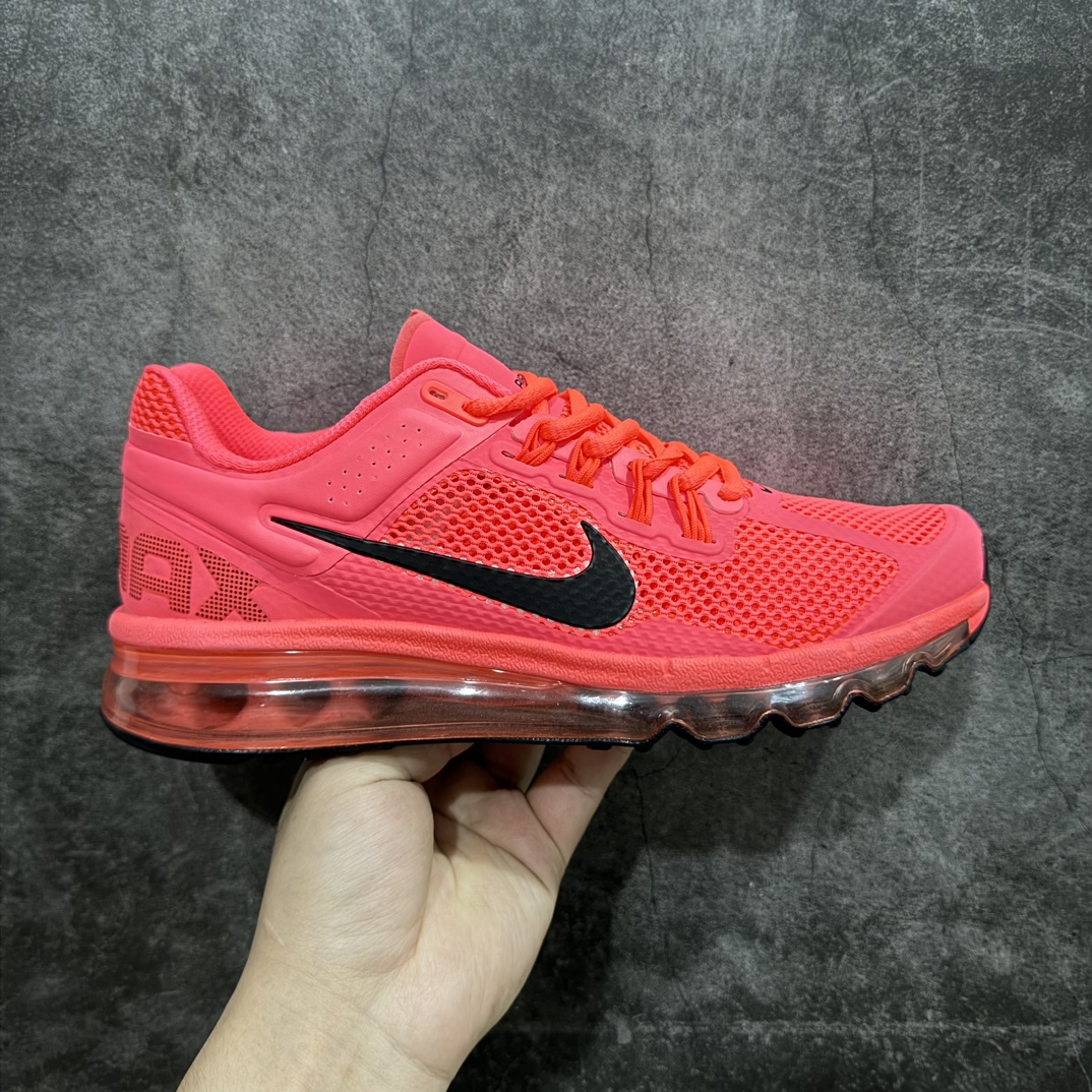 【纯原YH版本】Nike Air Max 2013 舒适时尚耐磨透气 低帮跑步鞋Nike Air Max 2013 运动鞋携时尚设计闪亮回归，出众有型。采用网眼布细节和运动风无缝覆面，助你保持清爽感受，塑就焕新造型。经典 Flywire 设计搭配经典全掌型 Max Air 缓震配置，缔造出众舒适感和支撑效果。 货号：HF3660-600 尺码：35.5 36 36.5 37.5 38 38.5 39 40 40.5 41 42 42.5 43 44 44.5 45 46  编码：DF300320-鞋库