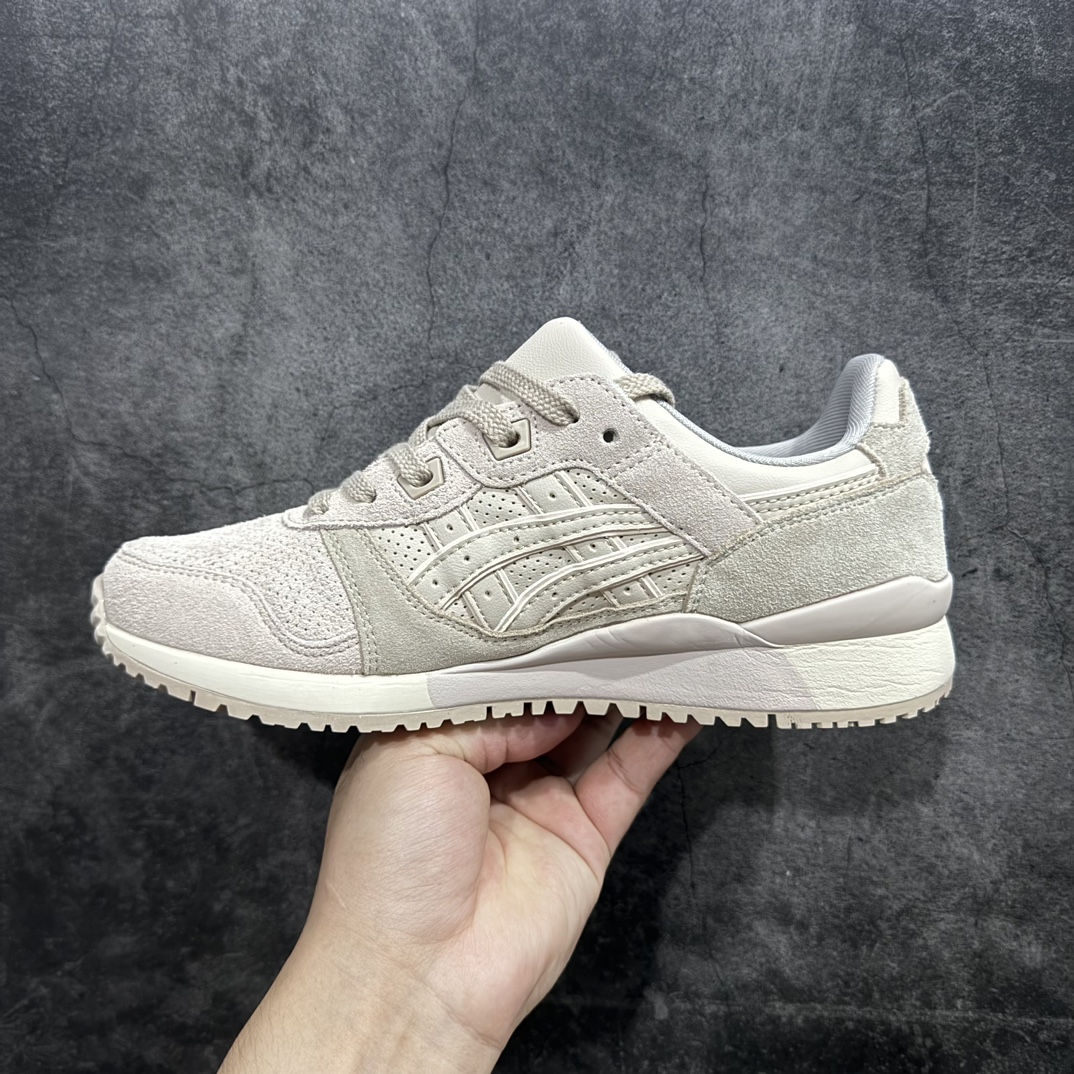 图片[2]-【公司级】Asics Gel-Lyte 3  反毛皮织物休闲跑步鞋GEL-LYTET™III OG运动鞋再次以其90年代初期的原始形状和结构出现n轮廓由三井茂之(Shigeyuki Mitsui)于1990年设计 结合了裂舌应用其最初灵感来自GEL-LD RACER™鞋n鞋在脚跟处采用其标志性的GEL™技术缓冲装置n可提高减震效果并提供持久的舒适感n 尺码: 36 36.5 37.5 38 38.5 39 40 40.5 41 42 42.5 43 44 44.5 45  编码：HCAM270280-鞋库