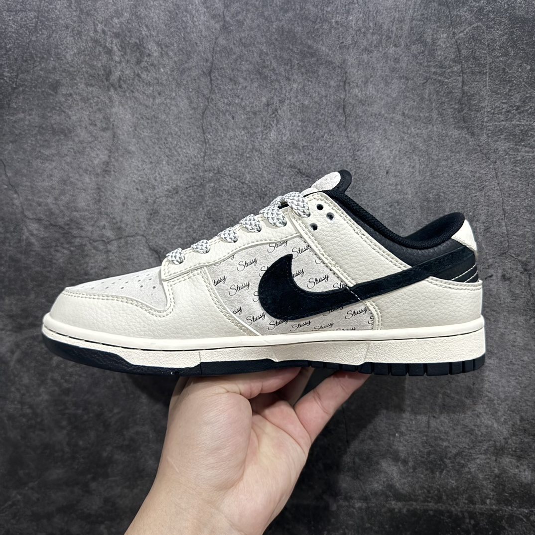 图片[2]-【定制版】Nk SB Dunk Low 斯图西联名-猪八黑勾 周年高端定制 低帮休闲板鞋 XY1688-016rn#定制鞋盒 大厂纯原品质出货 超高清洁度 皮料切割干净无任何毛边 细节完美 r 尺码：36 36.5 37.5 38 38.5 39 40 40.5 41 42 42.5 43 44 44.5 45  编码：HXS320340-鞋库