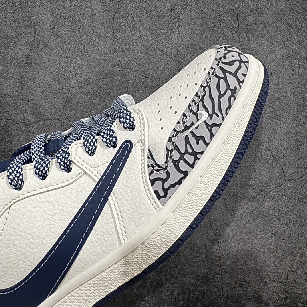 图片[6]-【定制版】Travis Scott x Fragment Design x Air Jordan 1 Low OG SP AJ1 乔1 迪奥联名-石头纹 低帮文化休闲板鞋 CF3688-029rn#多方联名合作融合了Travis Scott 独特的音乐风格，藤原浩个性的设计风格以及Jordan品牌的经典元素 使其成为一双具有独特身份和价值的鞋子 清新而立体的外观加上联名标识更突出了其独特身份 这种配色方案显示出活力和时尚感 在视觉上引人注目  鞋身的质感和细腻的细节处理使其显得高端而格调十足  这款“倒钩”联名是设计与创意完美结合  融合多方的个性风格是一款备受瞩目的潮流鞋款  低帮休闲板鞋 定制鞋盒 大厂纯原品质出货 超高清洁度 皮料切割干净无任何毛边 细节完美 r 尺码：36 36.5 37.5 38 38.5 39 40 40.5 41 42 42.5 43 44 44.5 45  编码：HXS320340-鞋库