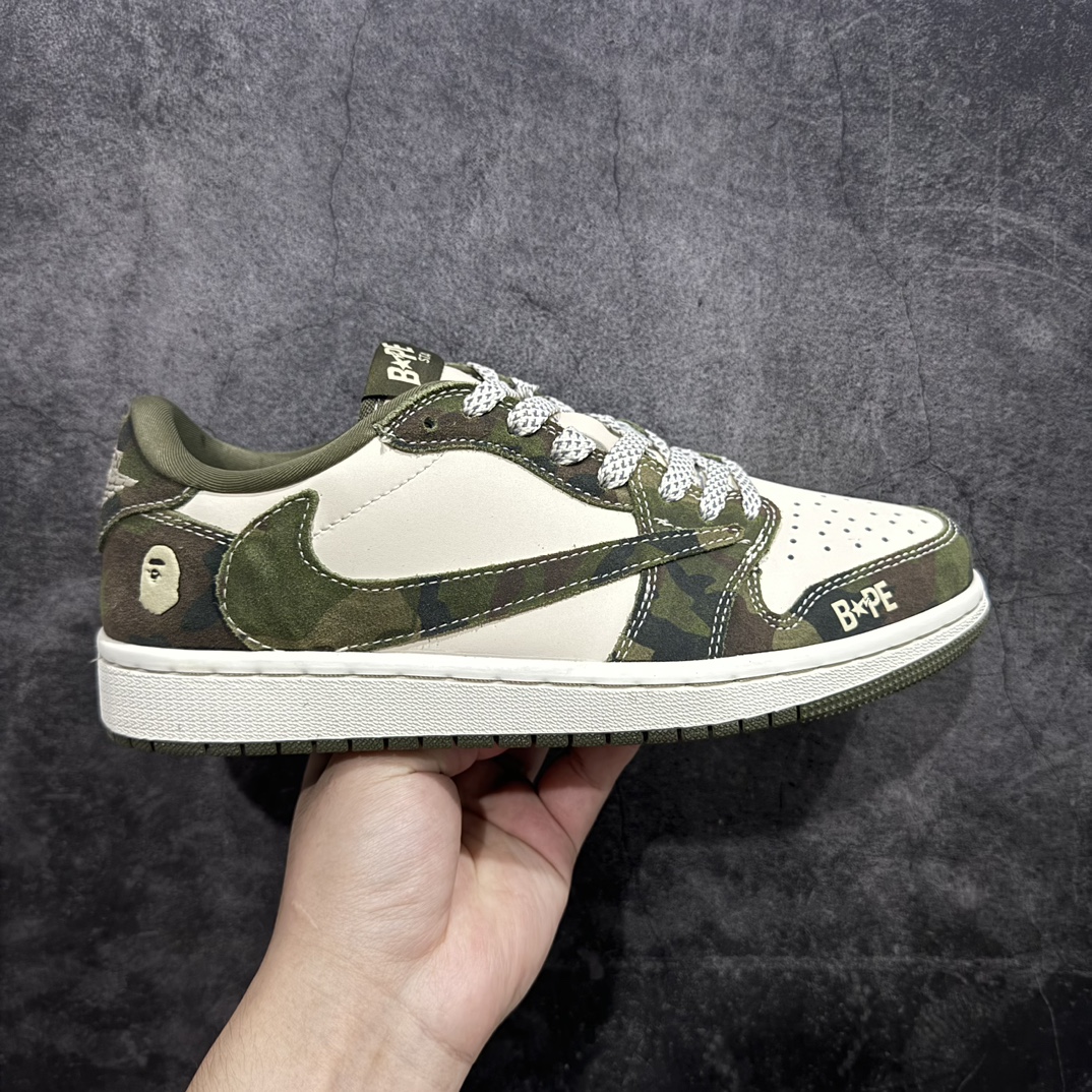 【定制版】Travis Scott x Fragment Design x Air Jordan 1 Low OG SP AJ1 乔1 Bape联名-军绿 低帮文化休闲板鞋 CH6336-014rn#多方联名合作融合了Travis Scott 独特的音乐风格，藤原浩个性的设计风格以及Jordan品牌的经典元素 使其成为一双具有独特身份和价值的鞋子 清新而立体的外观加上联名标识更突出了其独特身份 这种配色方案显示出活力和时尚感 在视觉上引人注目  鞋身的质感和细腻的细节处理使其显得高端而格调十足  这款“倒钩”联名是设计与创意完美结合  融合多方的个性风格是一款备受瞩目的潮流鞋款  低帮休闲板鞋 定制鞋盒 大厂纯原品质出货 超高清洁度 皮料切割干净无任何毛边 细节完美 r 尺码：36 36.5 37.5 38 38.5 39 40 40.5 41 42 42.5 43 44 44.5 45 编码：HXS320340-鞋库