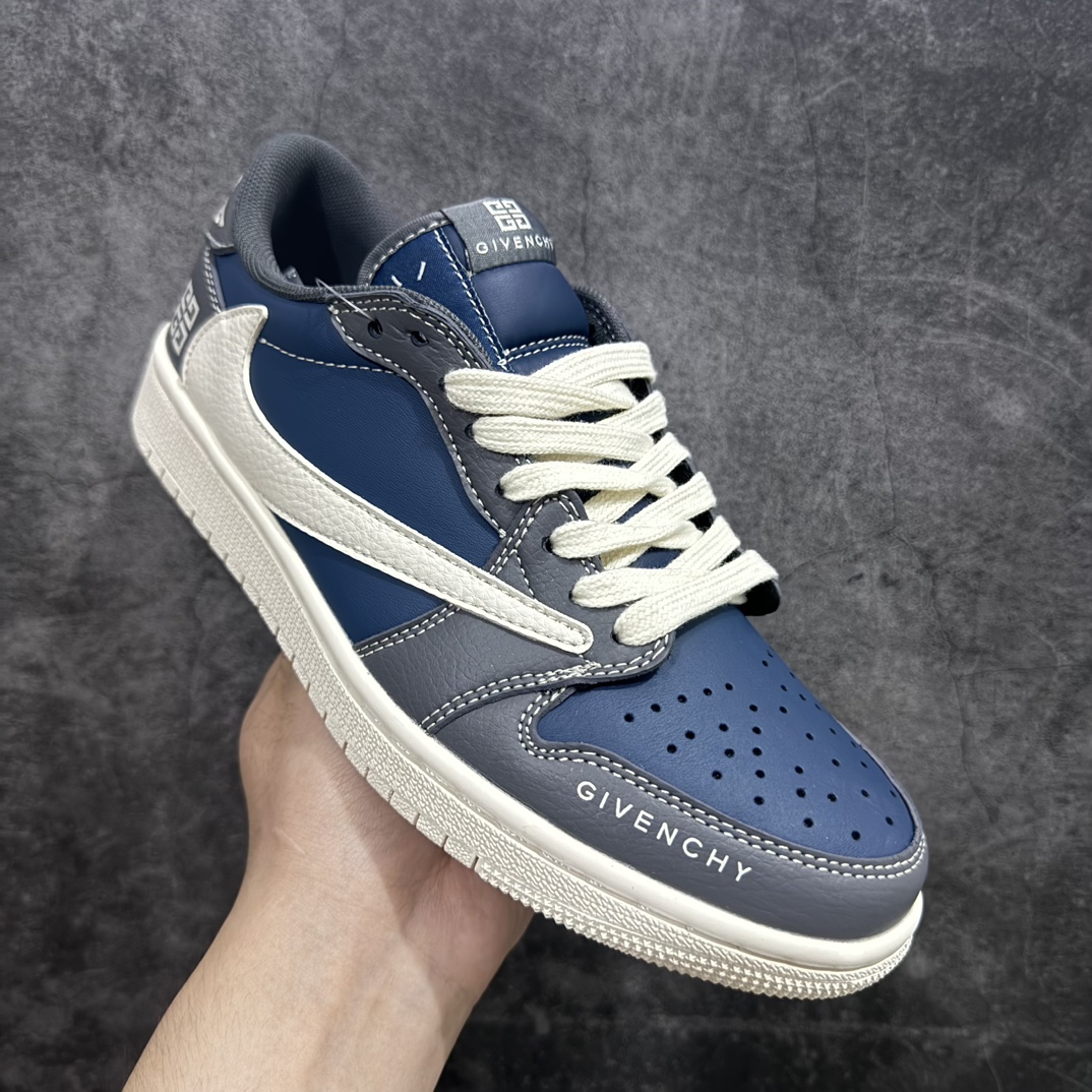 图片[3]-【定制版】Travis Scott x Nike Air Jordan 1 Low x GIVENCHY 米蓝深灰nAir Jordan 1 Low 反转米蓝深灰倒钩 纯原版本n全鞋采用原装头层皮，用料扎实 精雕细琢n鞋型极致还原 飞翼3D打印改良 深度立体四线中底拉帮皮料选材 钢印 背胶一应俱全 全新批次 原装原模大底全鞋原厂定制皮料，手感细腻正确折边工艺 完美细节诠释 官方货号：QY0568 955 Size：36 36.5 37.5 38 38.5 39 40 40.5 41 42 42.5 43 44 44.5 45 编码：CC280300-鞋库