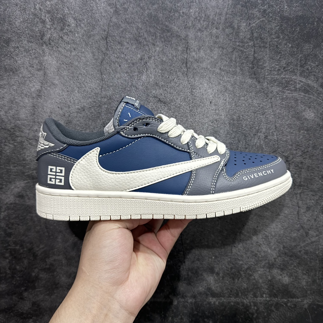 【定制版】Travis Scott x Nike Air Jordan 1 Low x GIVENCHY 米蓝深灰nAir Jordan 1 Low 反转米蓝深灰倒钩 纯原版本n全鞋采用原装头层皮，用料扎实 精雕细琢n鞋型极致还原 飞翼3D打印改良 深度立体四线中底拉帮皮料选材 钢印 背胶一应俱全 全新批次 原装原模大底全鞋原厂定制皮料，手感细腻正确折边工艺 完美细节诠释 官方货号：QY0568 955 Size：36 36.5 37.5 38 38.5 39 40 40.5 41 42 42.5 43 44 44.5 45 编码：CC280300-鞋库