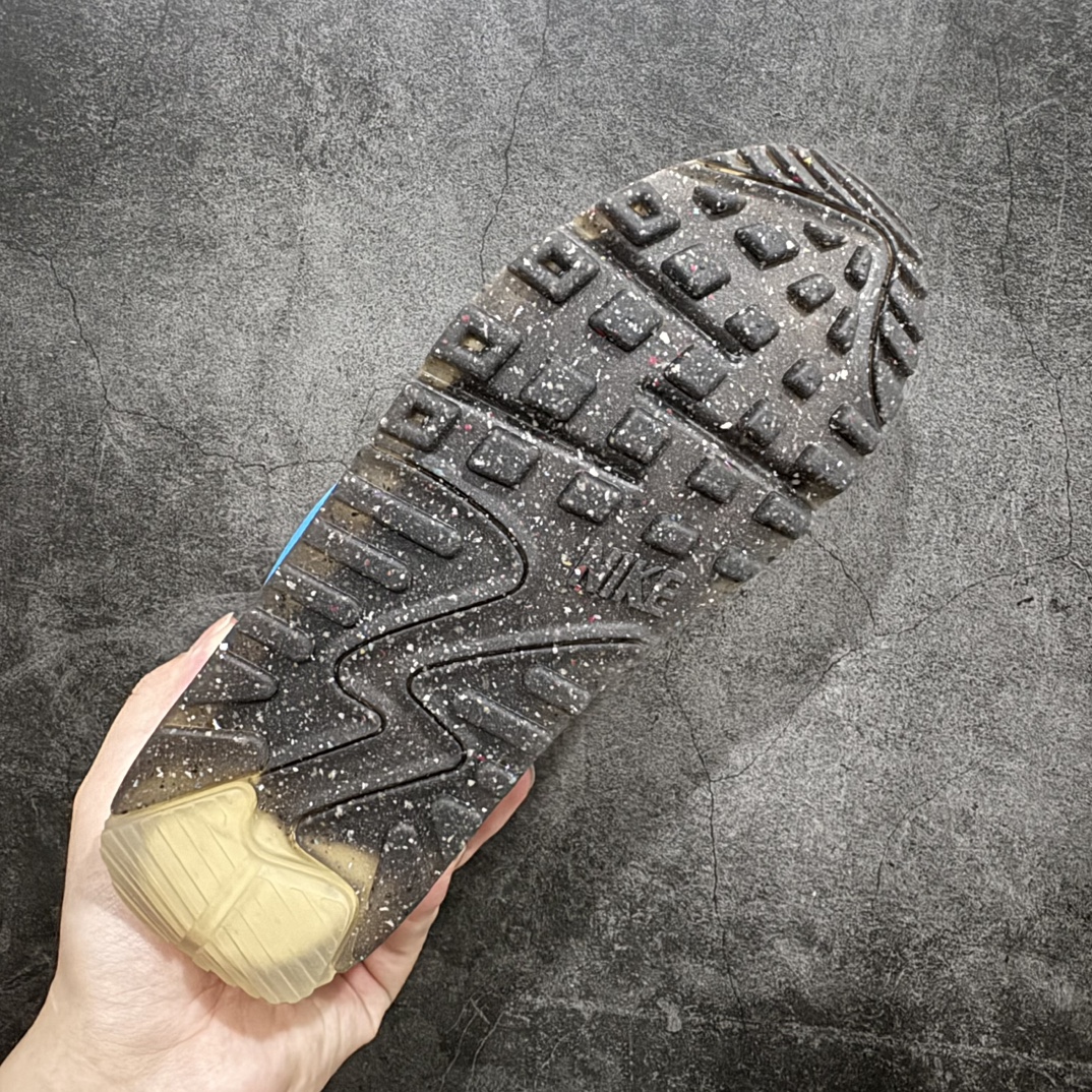 图片[9]-【福利特价】NK Air Max Terrascape 90 山川地形系列经典复古百搭休闲运动气垫慢跑鞋 DQ3987-700 原楦原纸版开发版型 正确3层组合超轻EVA泡绵中底+Air缓震气垫+耐磨橡胶外底 材质超丰富的户外为灵感设计全新包边设计处的斑点由Grind 材料制成 其原料来自鞋履生产过程中产生的边角料 舒适鞋口采用三重缝线设计 搭配坑状泡绵中底 巧妙融合都市风范与户外型格 匠心鞋款 即刻上脚 尺码：36 36.5 37.5 38 38.5 39 40 40.5 41 42 42.5 43 44 44.5 45-选品中心