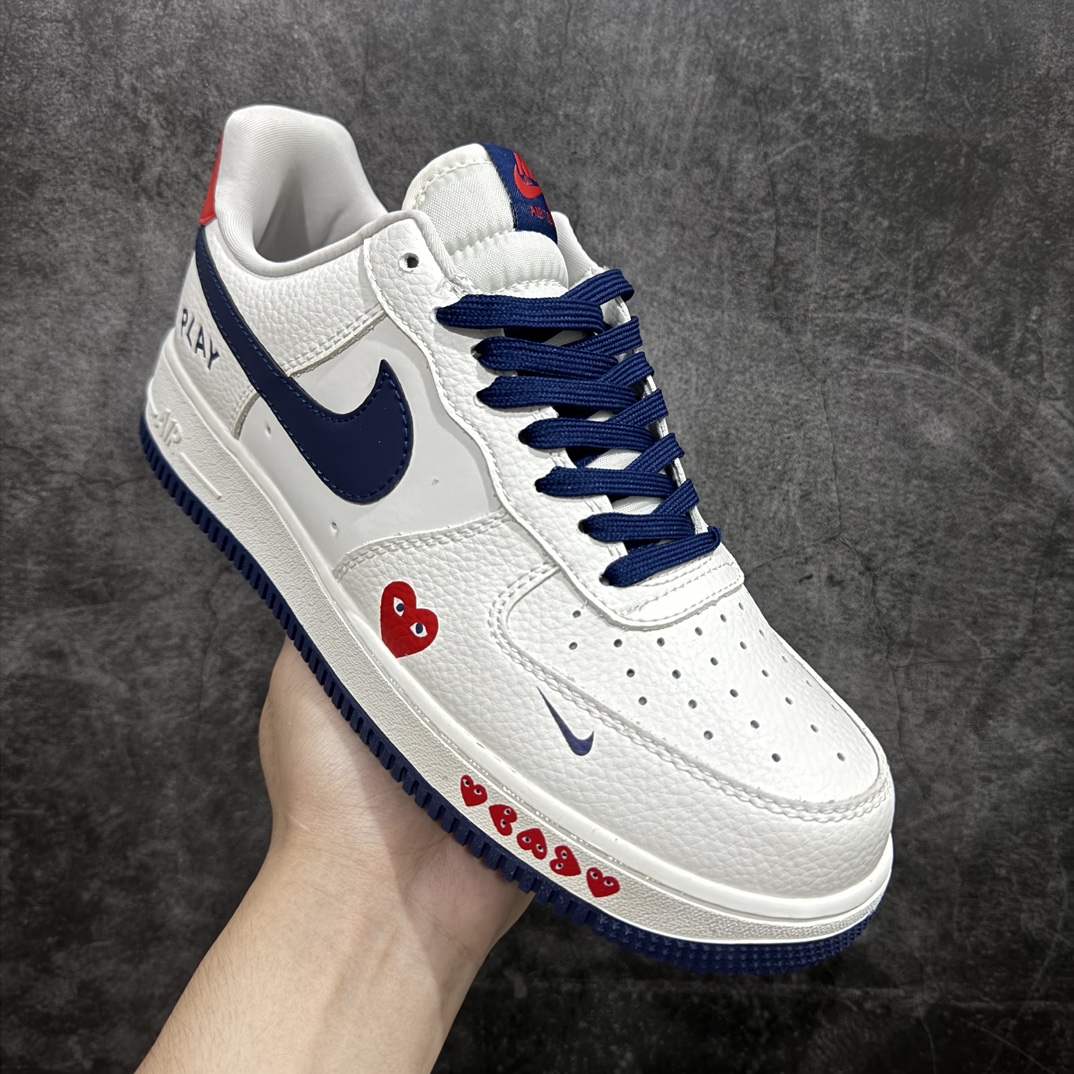 图片[3]-【定制版】Nike Air Force 1 Low 07 x Comme des Garcons 白蓝红n原楦头原纸板 打造纯正低帮空军版型 专注外贸渠道 全掌内置蜂窝气垫原盒配件 原厂中底钢印、拉帮完美官方货号：KK1988 001 Size：36 36.5 37.5 38 38.5 39 40 40.5 41 42 42.5 43 44 44.5 45 编码：HXS310320-鞋库