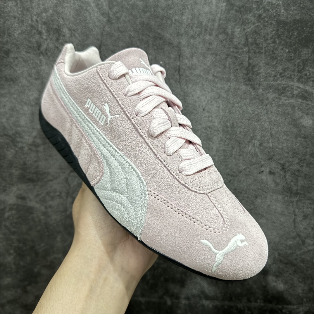 图片[3]-【Top纯原版】Puma Speedcat OG Sparcon彪马罗马阿莫尔系列 复古运动休闲赛车跑鞋n目前市场最优版本n无论是版型 细节 烫金走线n完全碾压市场任意版本 欢迎对比🆚n工厂耗时3个月开发n原装档案原数据纸版楦型n采用固色翻毛皮鞋面材质(正确二次成型\’猛帮\’成型工艺🆚区别市面版本!!)n外置原数据开发轻量耐磨橡胶大底💪🏻nn全球知名运动品牌PUMA宝马赛车系列n融合了宝马车队的标志性配色n以趣味十足又前卫复古的设计引领潮流n将赛道精神融入街头时尚 开启前卫竞速之旅n主打前卫复古风 Roma鞋款的鞋侧以复古的流线造型缀以宝马经典Logo 巧妙吸睛n而Speedcat鞋款以亮眼三色条纹元素缀以舒适鞋面n赋予了独特的个性美学 演绎赛车的无尽能量 尺码：36-45 官方货号：398846 04 编码：TO250270-鞋库