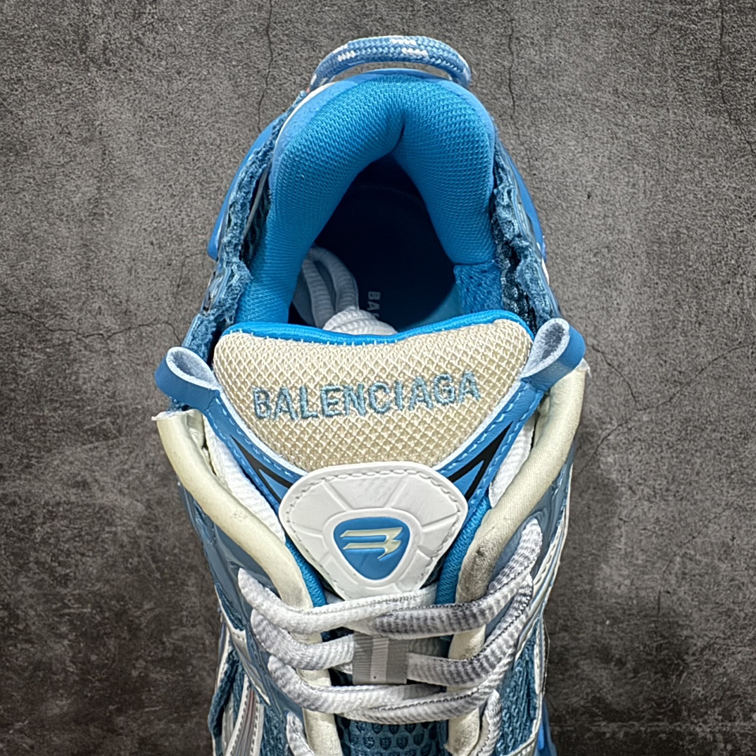 图片[8]-【纯原VG版本】Balenciaga Runner 巴黎世家7代 破坏风 手工做旧款复古老爹鞋n全新外贸版本  核心配合工厂优势供应该款是通过溢胶 做旧 缝线等细节 展示了设计师 Demna的运动鞋风格 传递复古感 后侧板 翘起的鞋头 展示了 Demna 在结构上的未来构想  尺码：35 36 37 38 39 40 41 42 43 44 45 46 编码：DF490520-鞋库