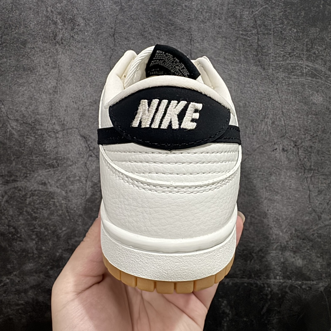 图片[4]-【定制版】Nk SB Dunk Low 黑8联名-米灰黑生胶 周年高端定制 低帮休闲板鞋 CH6336-227rn#定制鞋盒 大厂纯原品质出货 超高清洁度 皮料切割干净无任何毛边 细节完美 r 尺码：36 36.5 37.5 38 38.5 39 40 40.5 41 42 42.5 43 44 44.5 45  编码：HXS320340-鞋库