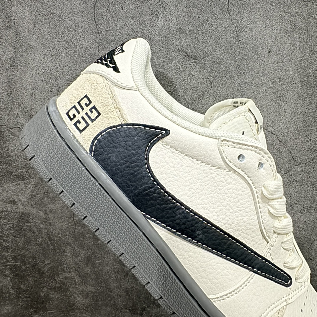 图片[7]-【定制版】Travis Scott x Fragment Design x Air Jordan 1 Low OG SP AJ1 乔1 纪梵希联名-奶咖黑底 低帮文化休闲板鞋 CF3688-030rn#多方联名合作融合了Travis Scott 独特的音乐风格，藤原浩个性的设计风格以及Jordan品牌的经典元素 使其成为一双具有独特身份和价值的鞋子 清新而立体的外观加上联名标识更突出了其独特身份 这种配色方案显示出活力和时尚感 在视觉上引人注目  鞋身的质感和细腻的细节处理使其显得高端而格调十足  这款“倒钩”联名是设计与创意完美结合  融合多方的个性风格是一款备受瞩目的潮流鞋款  低帮休闲板鞋 定制鞋盒 大厂纯原品质出货 超高清洁度 皮料切割干净无任何毛边 细节完美 r 尺码：36 36.5 37.5 38 38.5 39 40 40.5 41 42 42.5 43 44 44.5 45  编码：HXS320340-鞋库