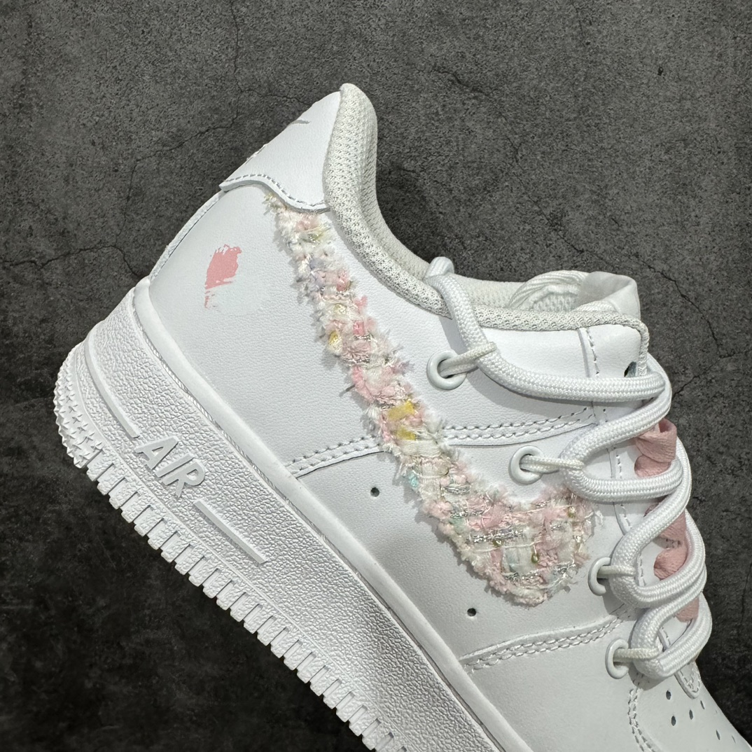 图片[7]-【定制版】Nk Air Force 1\’07 Low 粉色小香风 空军一号低帮休闲板鞋 DH9999-334rn#此款设计灵感以少女粉主题，配色上以粉白色为主，鞋后侧爱心涂鸦、鞋勾处有小香风布贴点缀，细节满满。r 尺码：36 36.5 37.5 38 38.5 39 40 40.5 41 42 42.5 43 44 44.5 45   编码：HXS310320-鞋库