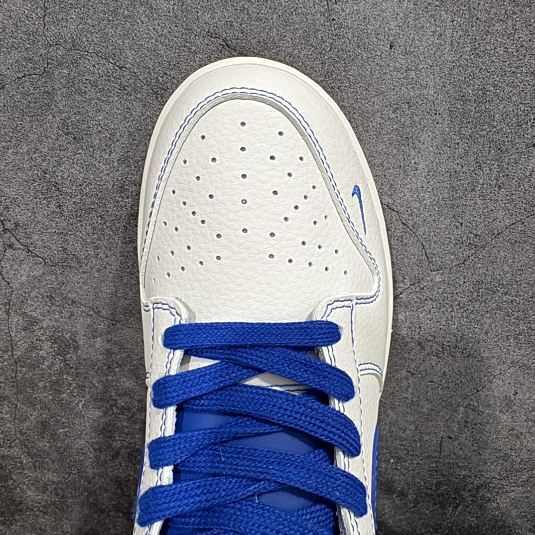 图片[5]-【定制版】NIKE SB Dunk Low x Champion 冠军白宝蓝n公司级出品 极力推荐👏n原装头层材料 独家版型蒸餾加工n帶來的是更好的视觉和脚感体验n大厂纯原品质出货 清洁度 电绣工艺皮料切割干净无任何毛边 细节完美官方货号：XX9923 023 尺码： 36 36.5 37.5 38 38.5 39 40 40.5 41 42 42.5 43 44 44.5 45 编码：CC280300-鞋库