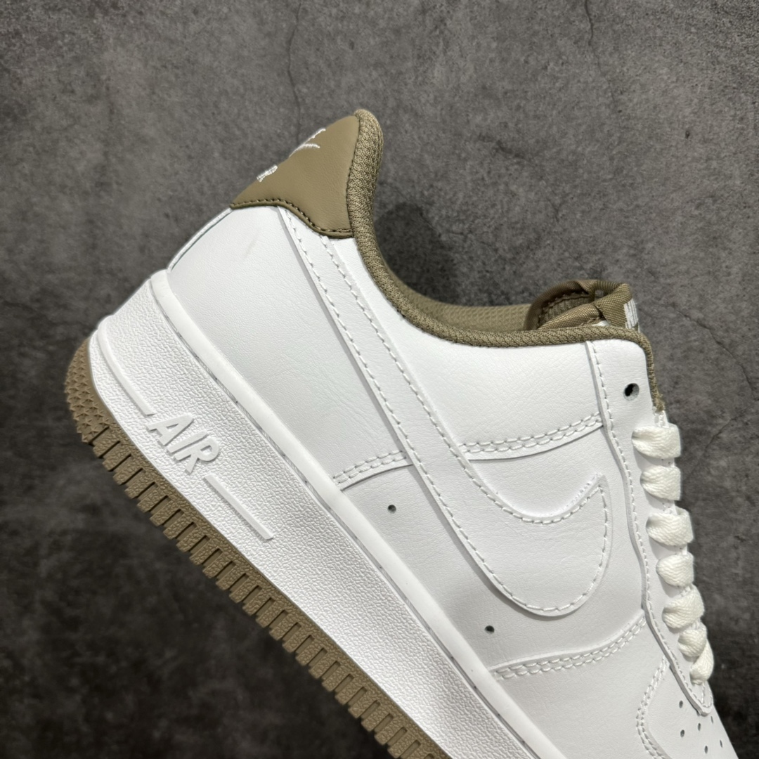 图片[7]-【公司级】Air Force 1 Low 白卡其n原楦头原纸板 打造纯正空军版型 专注外贸渠道 全掌内置蜂窝气垫原盒配件 原厂中底钢印、拉帮完美  官方货号：DR9867 100 Size：36 36.5 37.5 38 38.5 39 40 40.5 41 42 42.5 43 44 45 编码：CC230240-鞋库