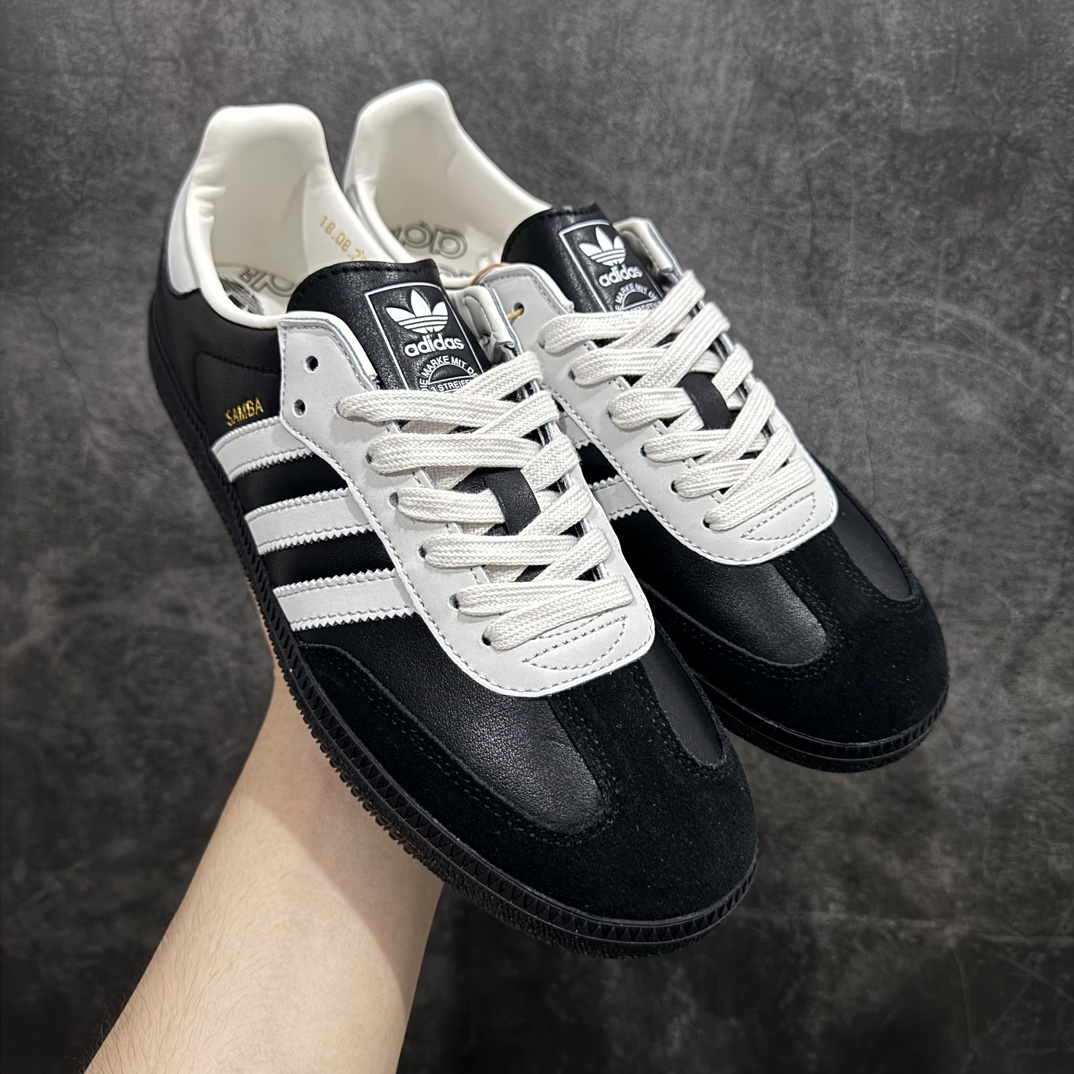 【纯原Top版】Adidas Samba OG 75th Anniversary 75周年纪念黑色nn市售最高品质 全新高端零售平台专供品质出货 私模大底 非市面公底，n此款以简约大方的造型设计，给人以随性休闲的时尚格调，穿着舒适轻便，运动灵活自如，满足日常个性穿搭。 货号：JP5282 Size：36 36.5 37 38 38.5 39 40 40.5 41 42 42.5 43 44 44.5 45 编码：NM260280-鞋库